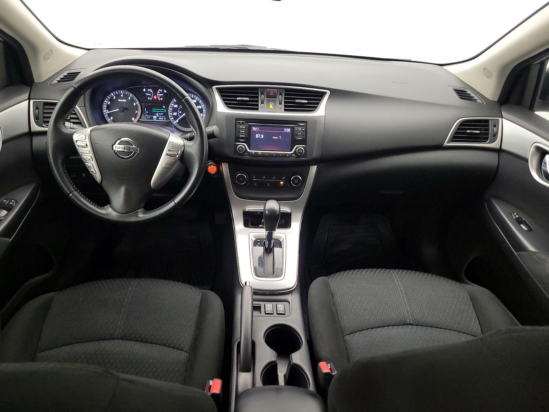 Thumbnail: 2015 Nissan Sentra - 9