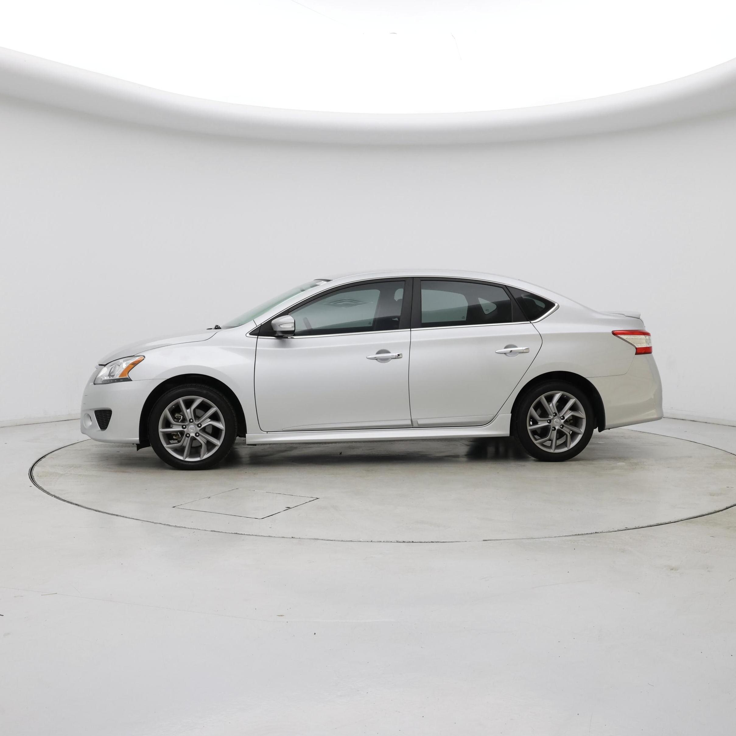 Thumbnail: 2015 Nissan Sentra - 3