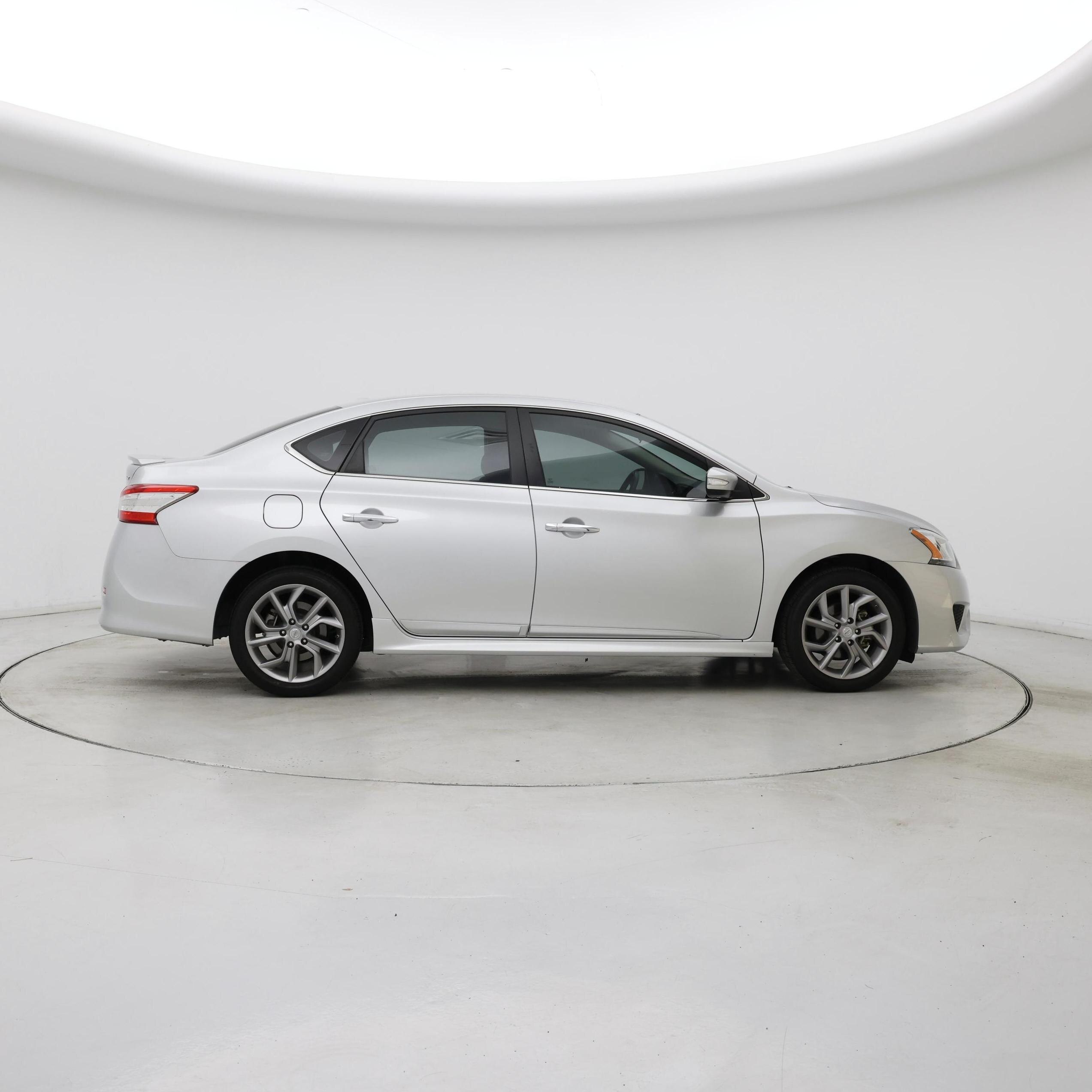 Thumbnail: 2015 Nissan Sentra - 7