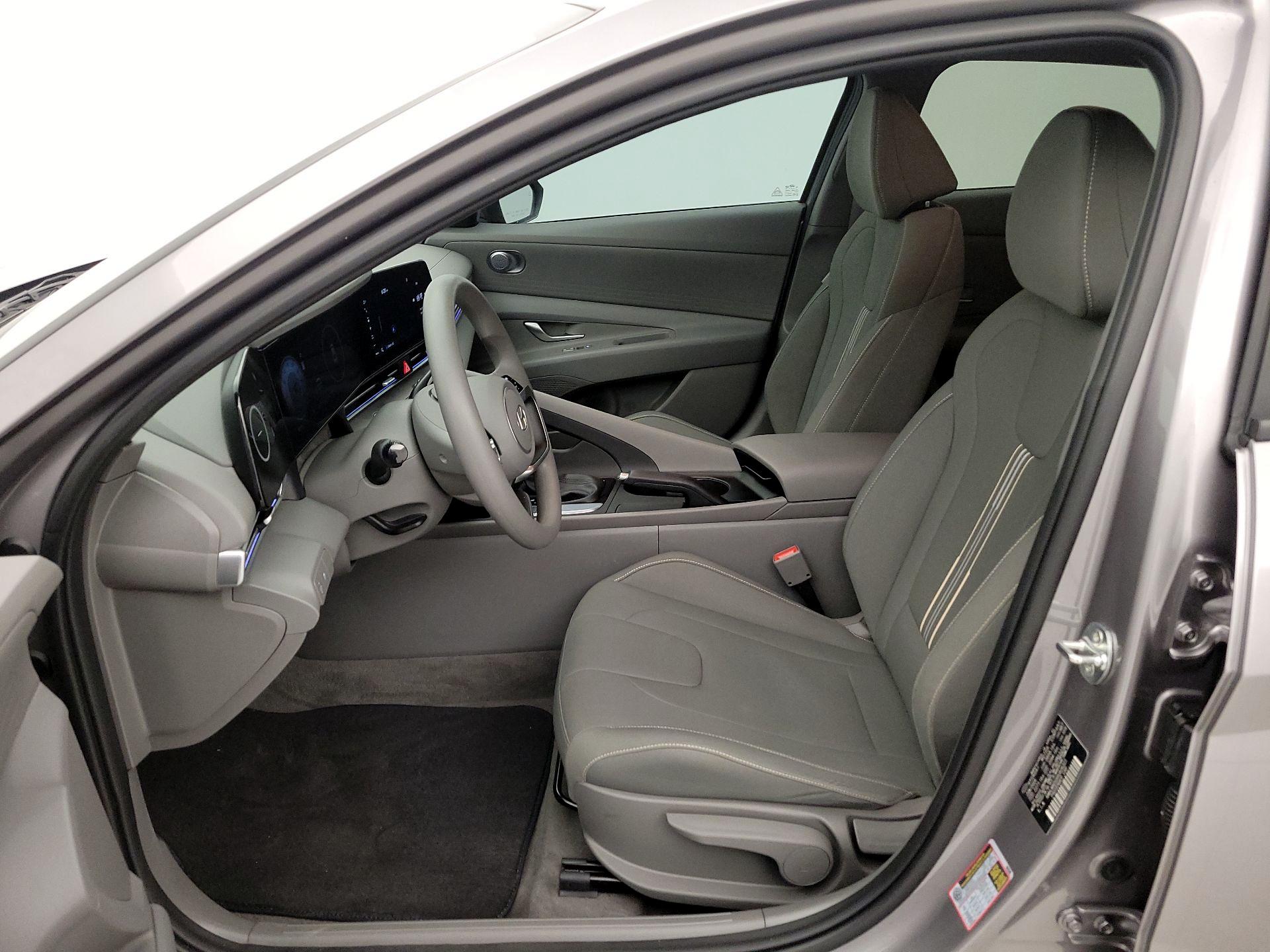 Thumbnail: 2024 Hyundai Elantra - 11