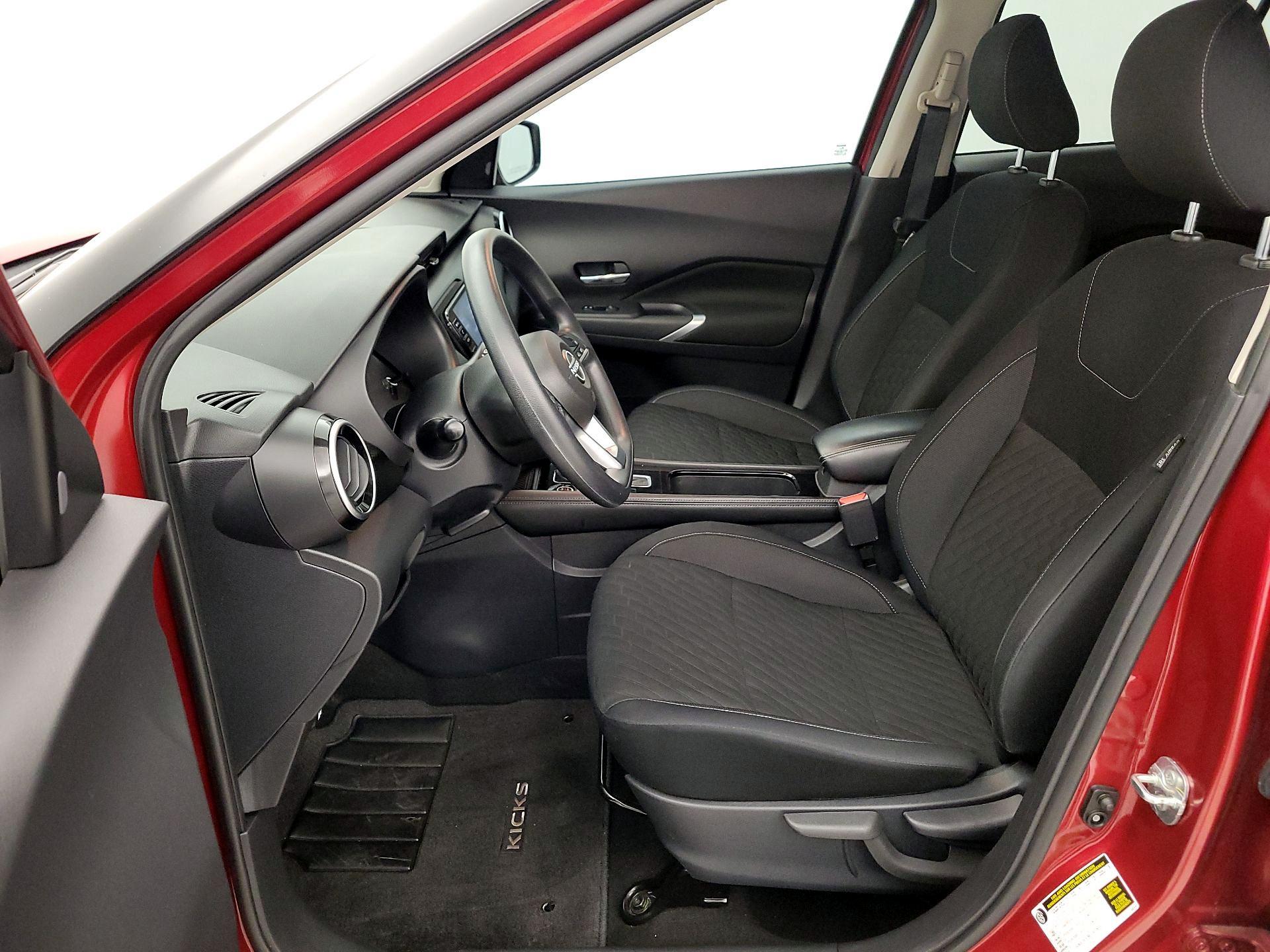 Thumbnail: 2023 Nissan Kicks - 11