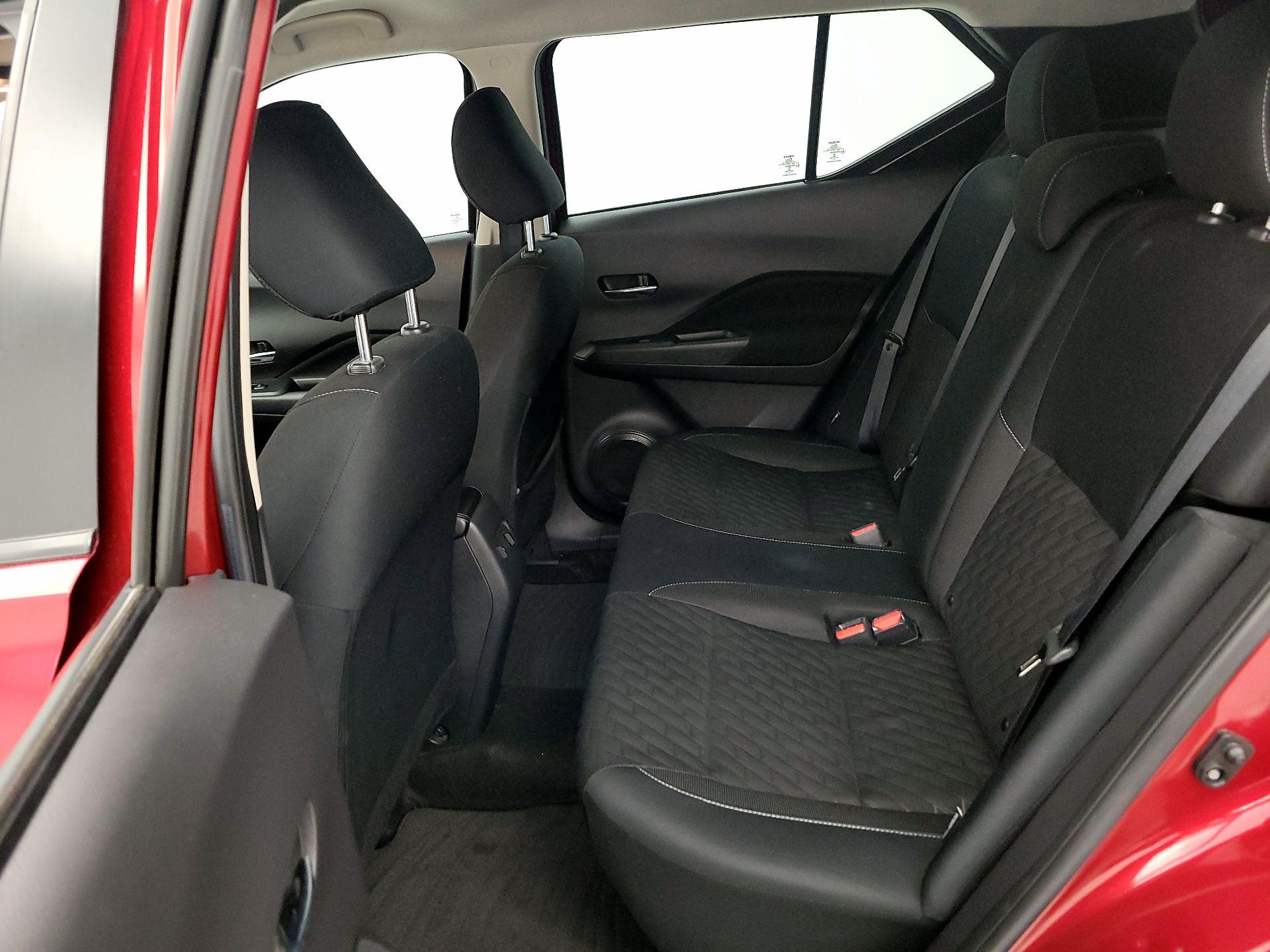 Thumbnail: 2023 Nissan Kicks - 18