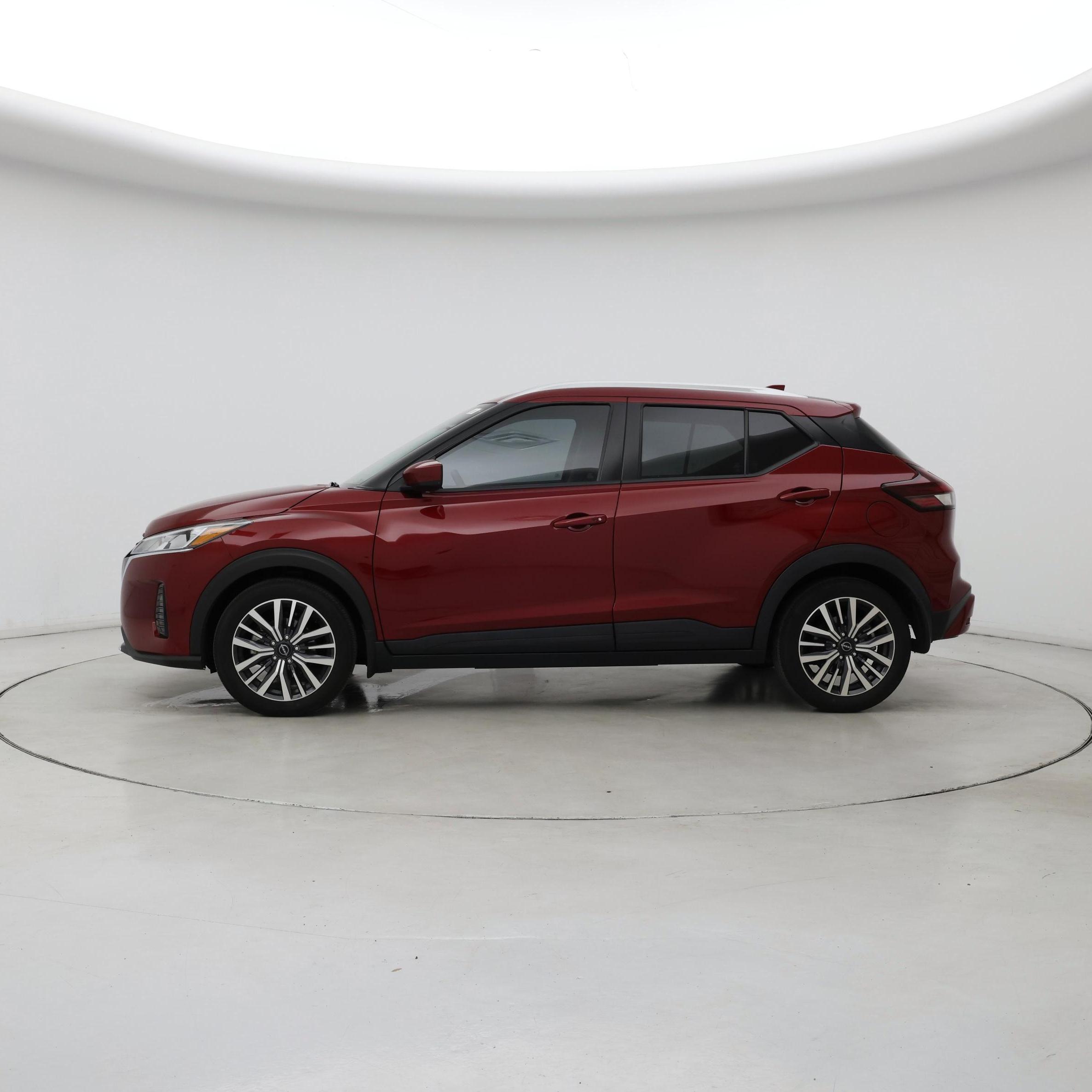 Thumbnail: 2023 Nissan Kicks - 3