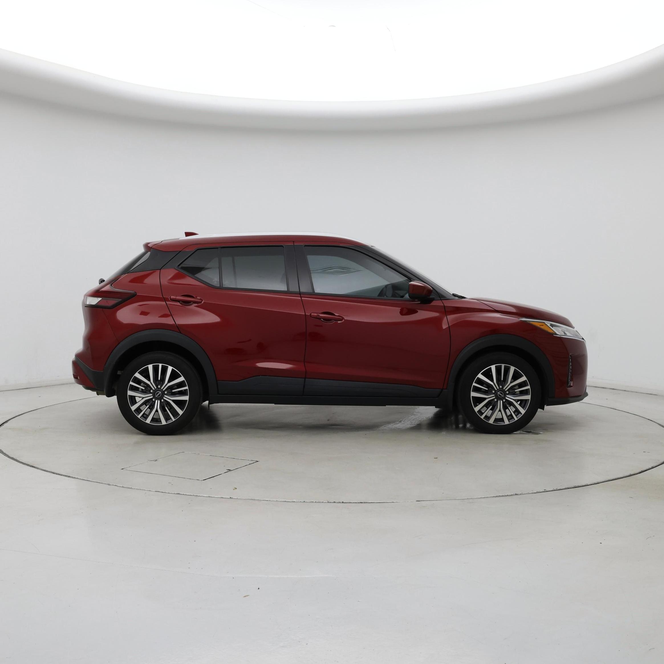 Thumbnail: 2023 Nissan Kicks - 7