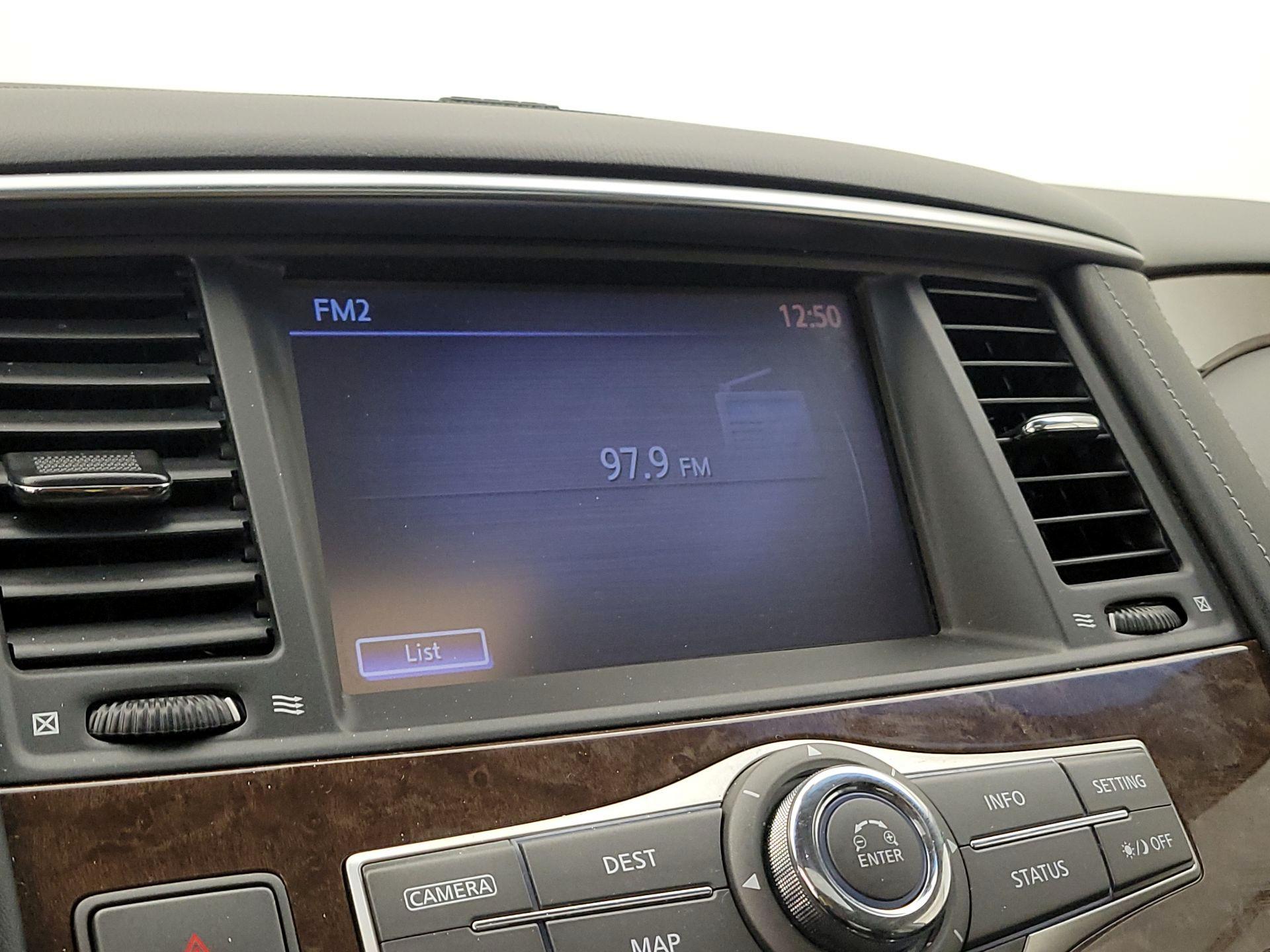 Thumbnail: 2016 INFINITI QX80 - 16