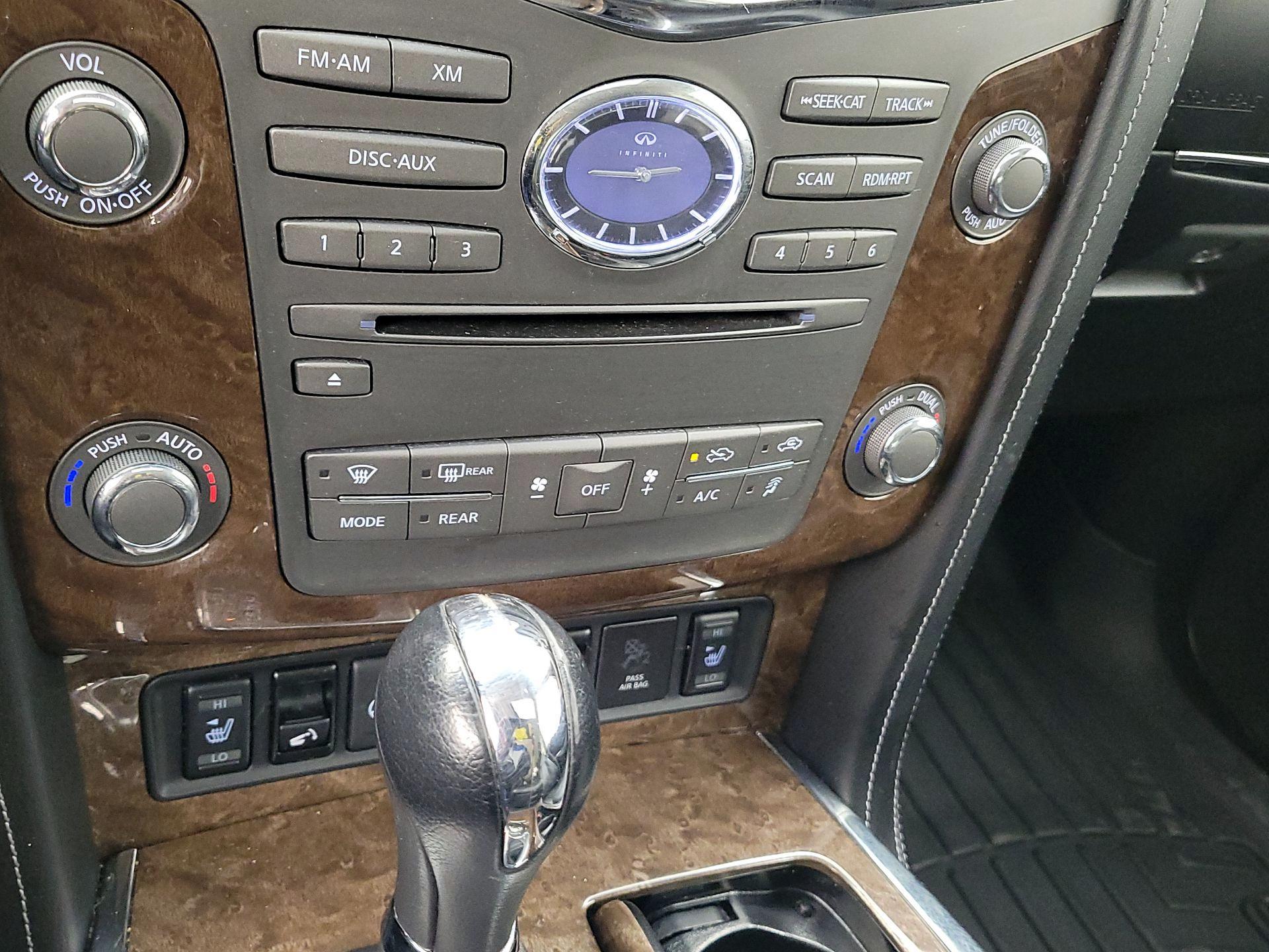 Thumbnail: 2016 INFINITI QX80 - 17