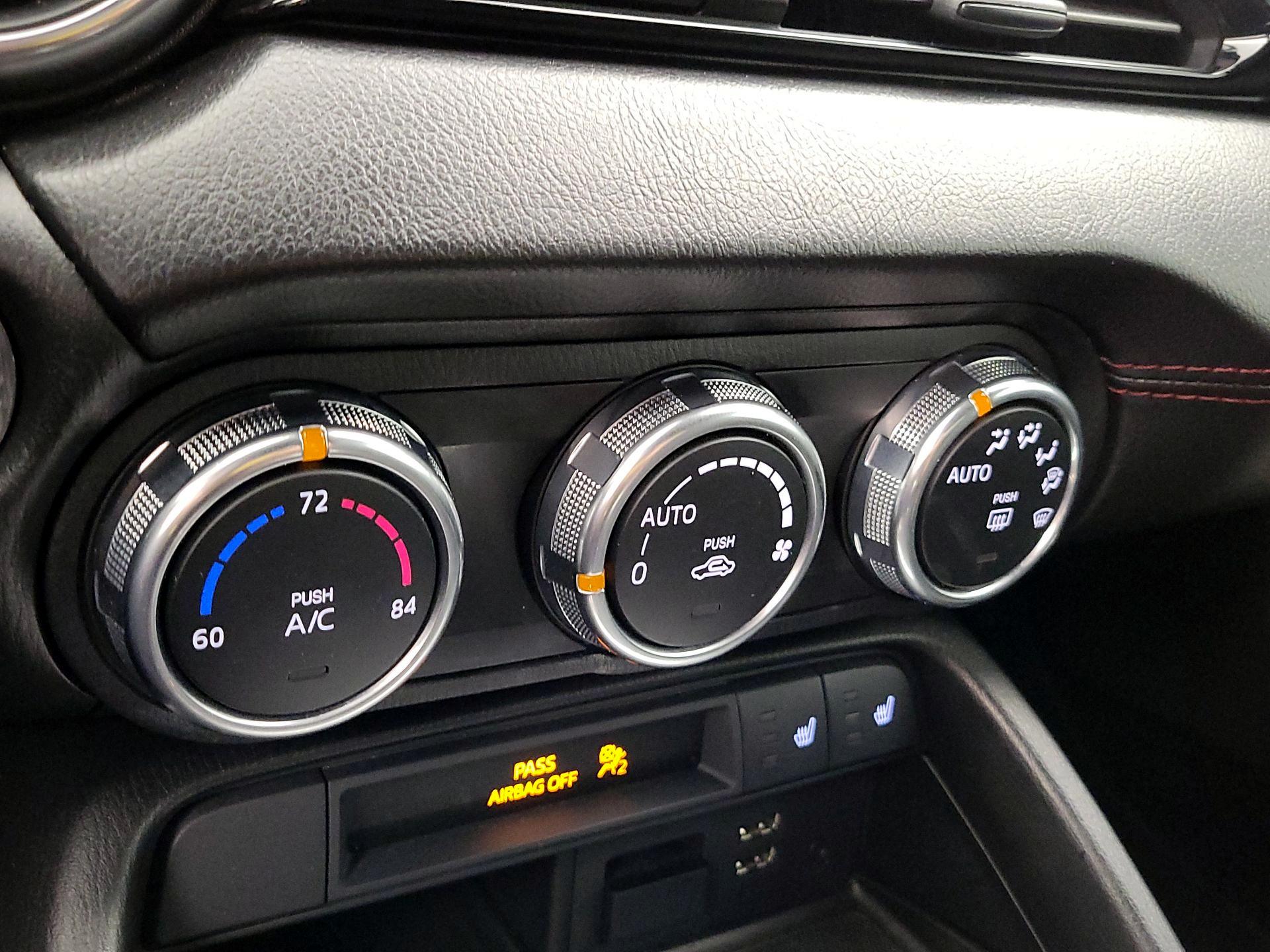 Thumbnail: 2016 Mazda MX-5 Miata - 16