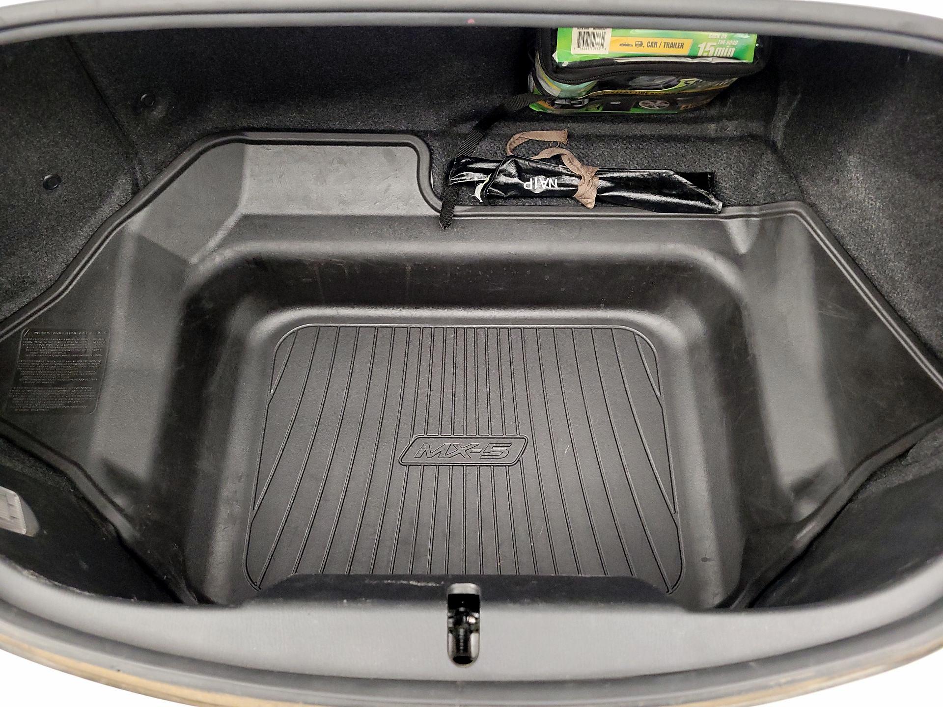 Thumbnail: 2016 Mazda MX-5 Miata - 19