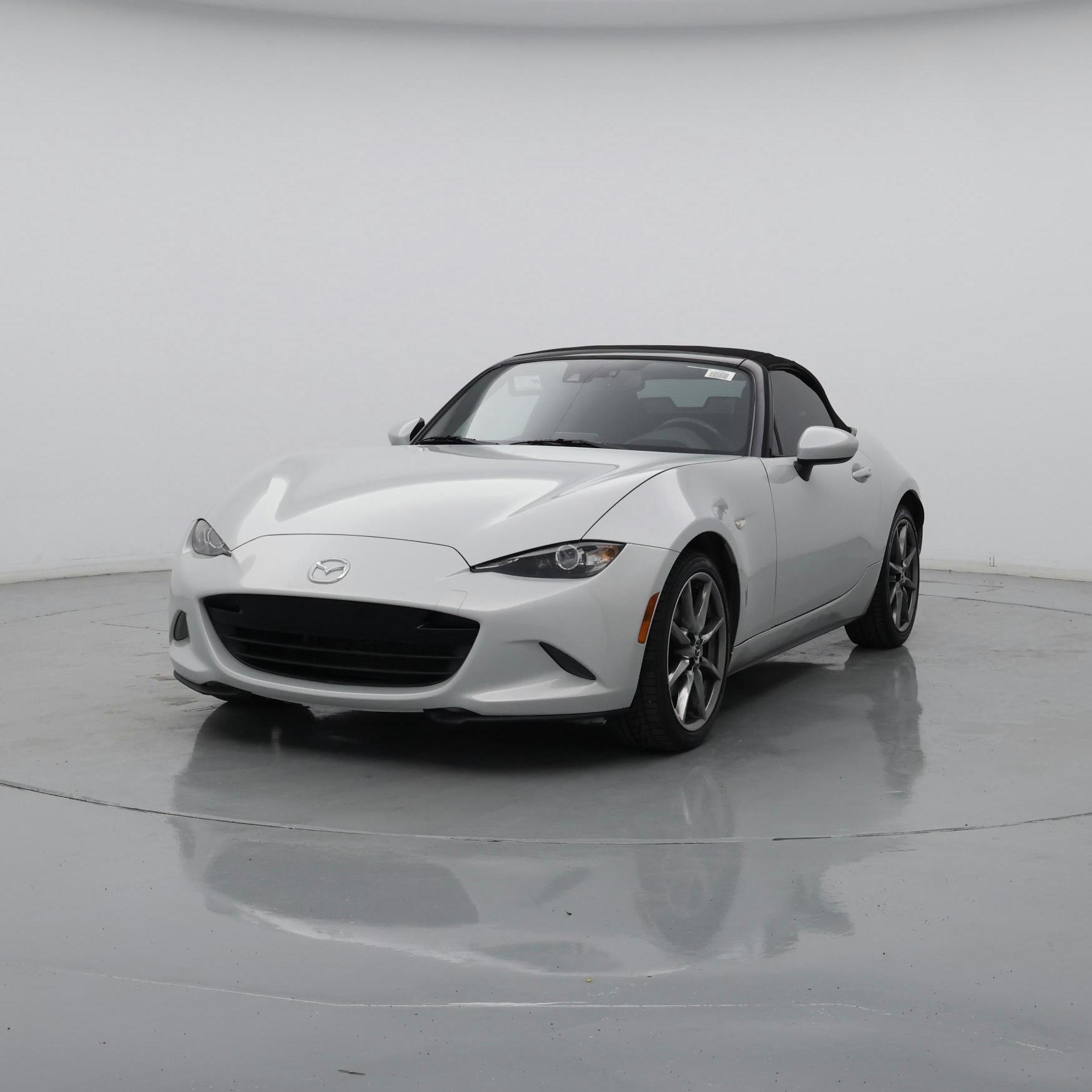 Thumbnail: 2016 Mazda MX-5 Miata - 4