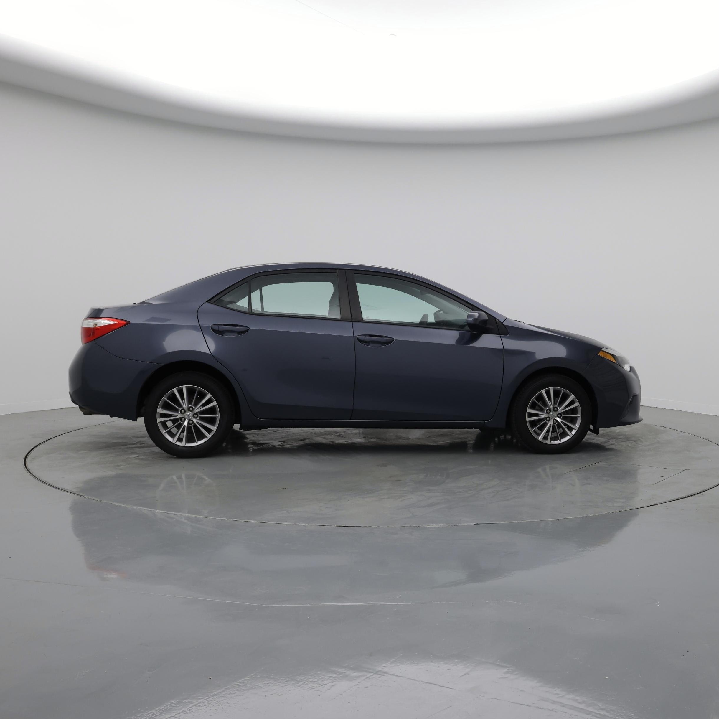 Thumbnail: 2015 Toyota Corolla - 7