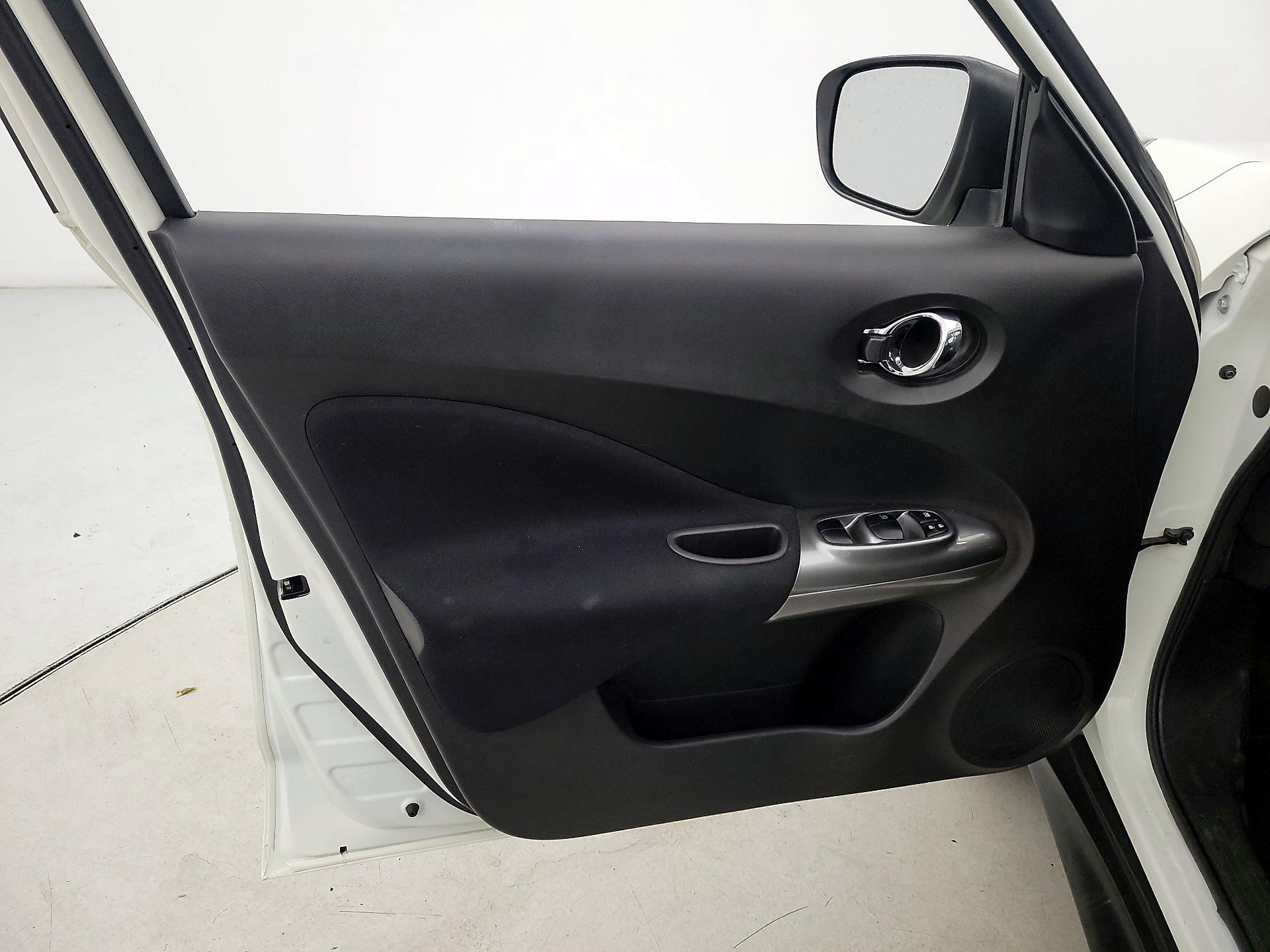 Thumbnail: 2016 Nissan Juke - 12