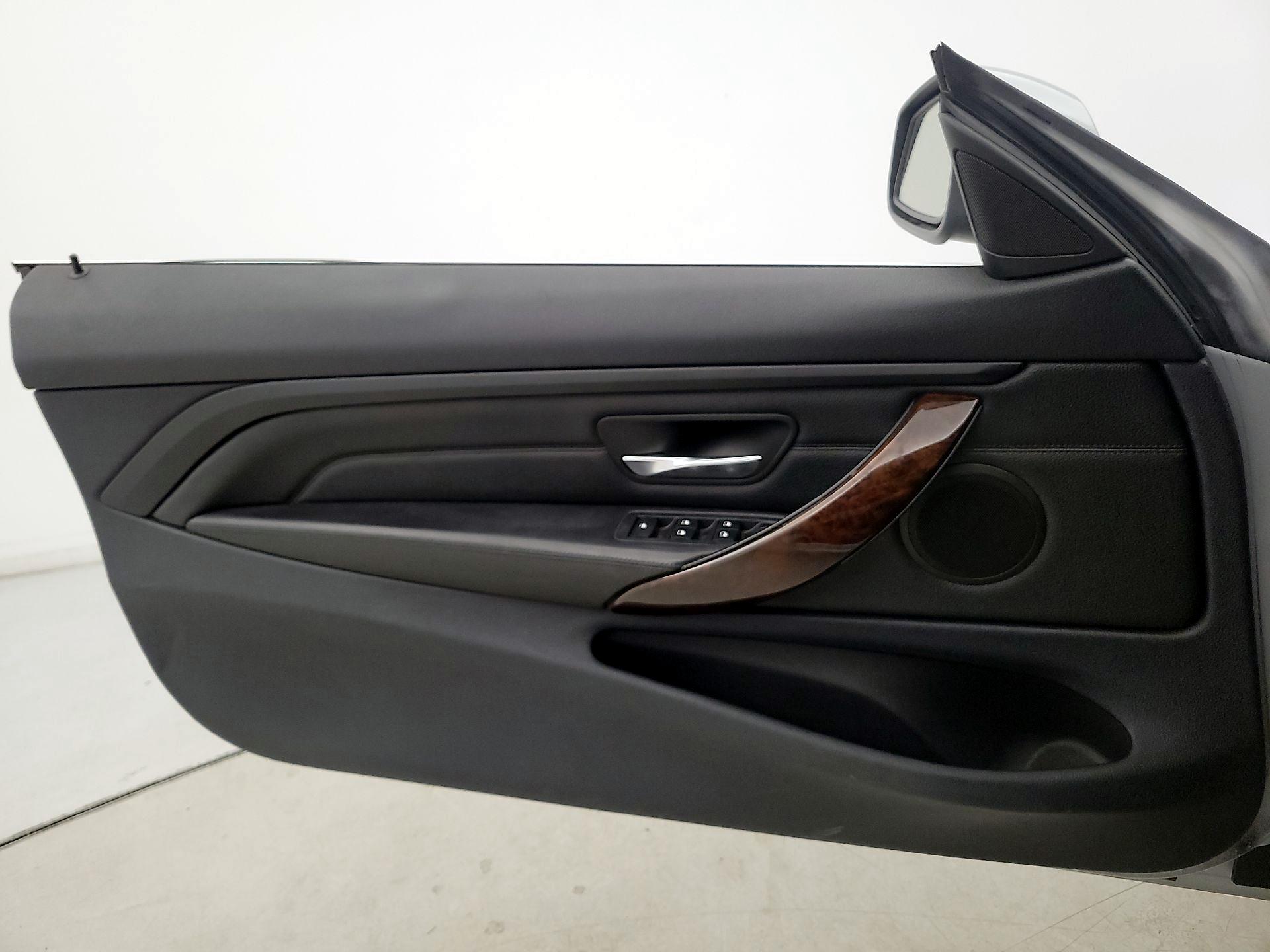 Thumbnail: 2015 BMW 4 Series - 12