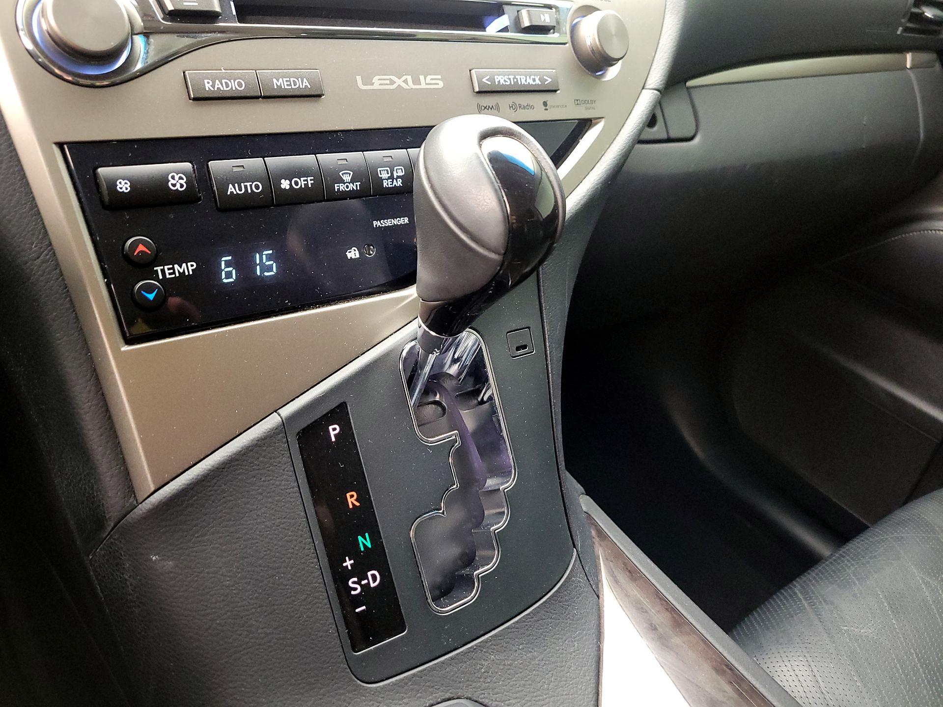 Thumbnail: 2015 Lexus RX - 17