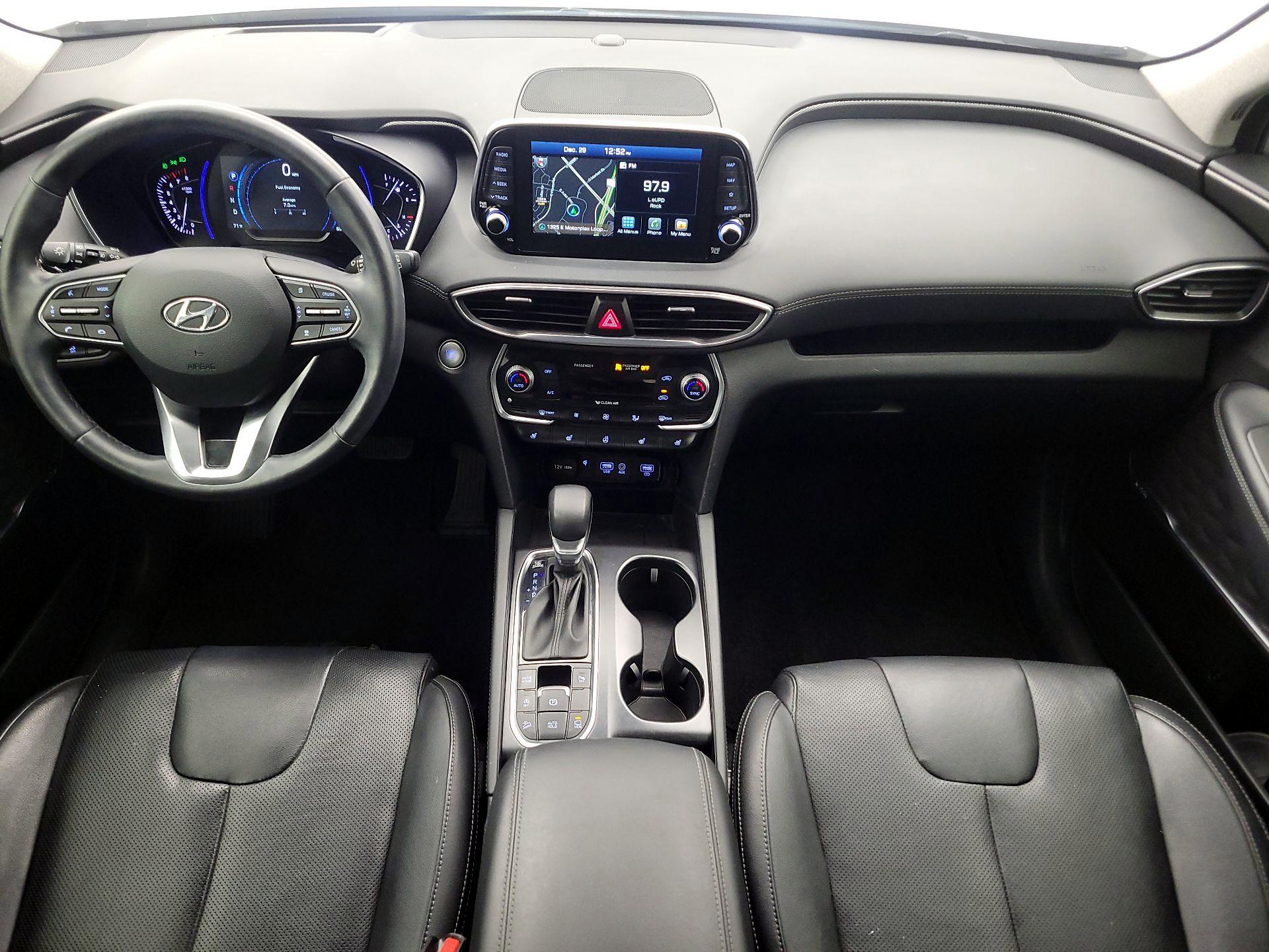 Thumbnail: 2019 Hyundai Santa Fe - 9