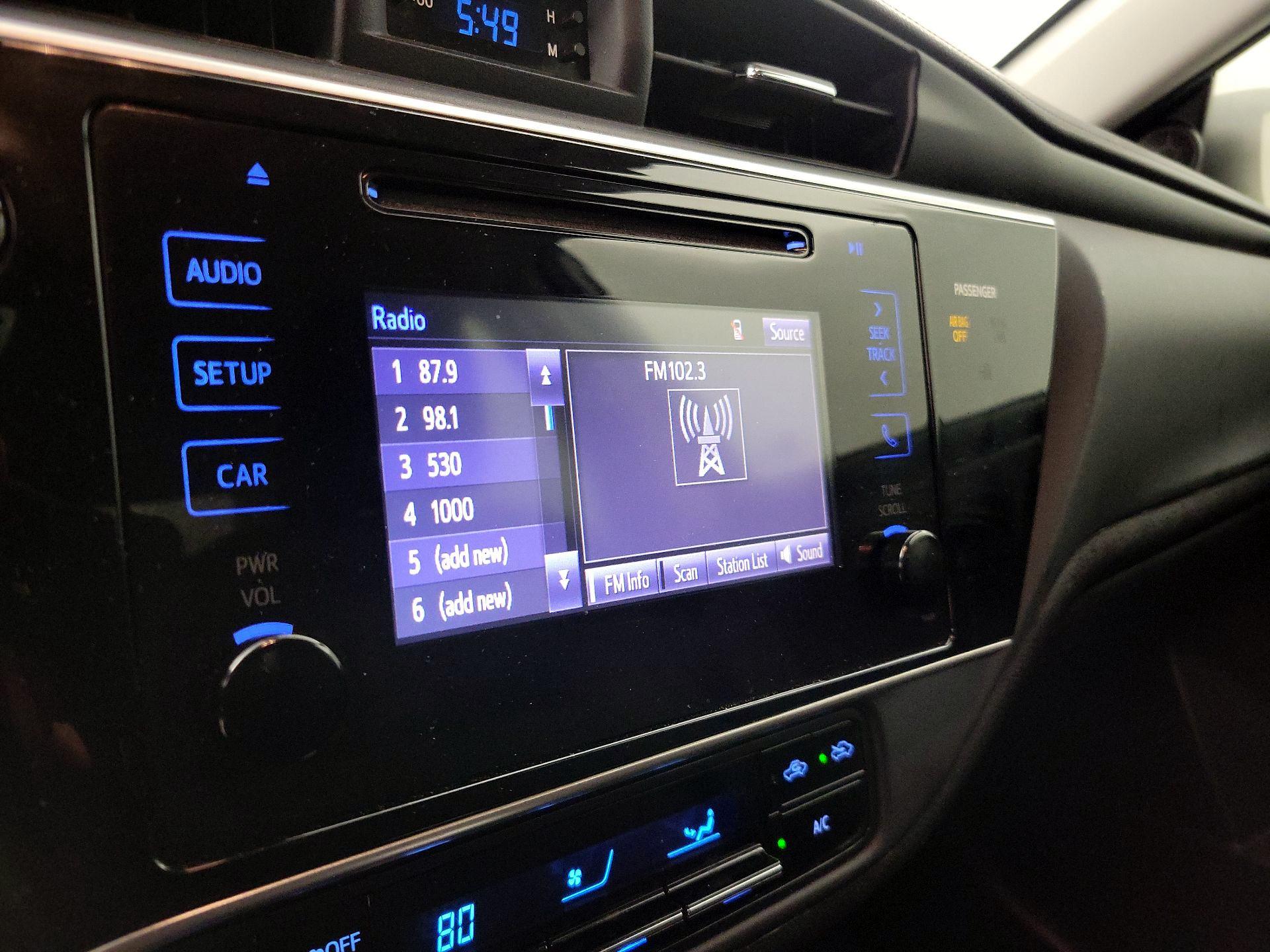 Thumbnail: 2017 Toyota Corolla - 15