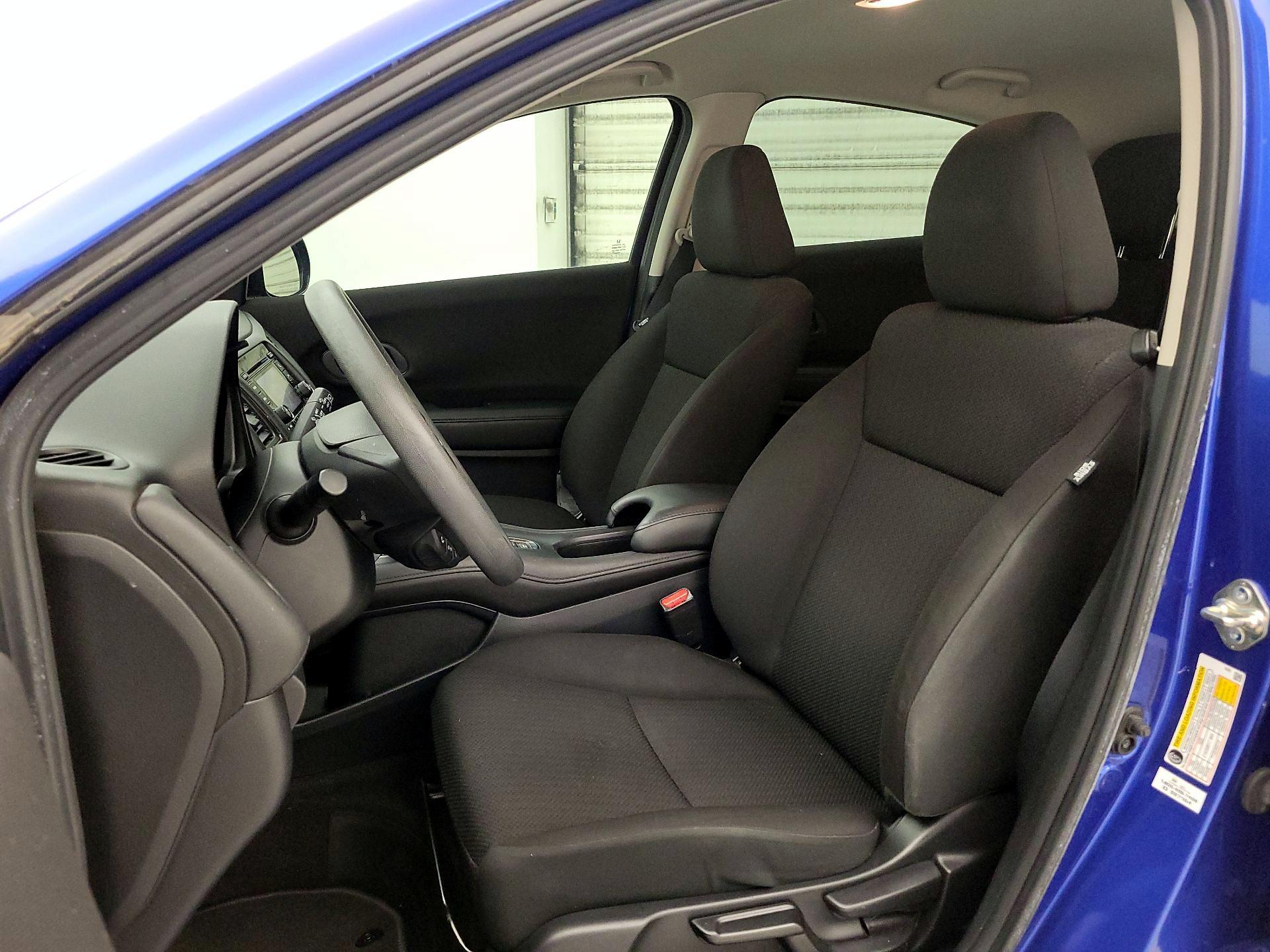 Thumbnail: 2018 Honda HR-V - 11