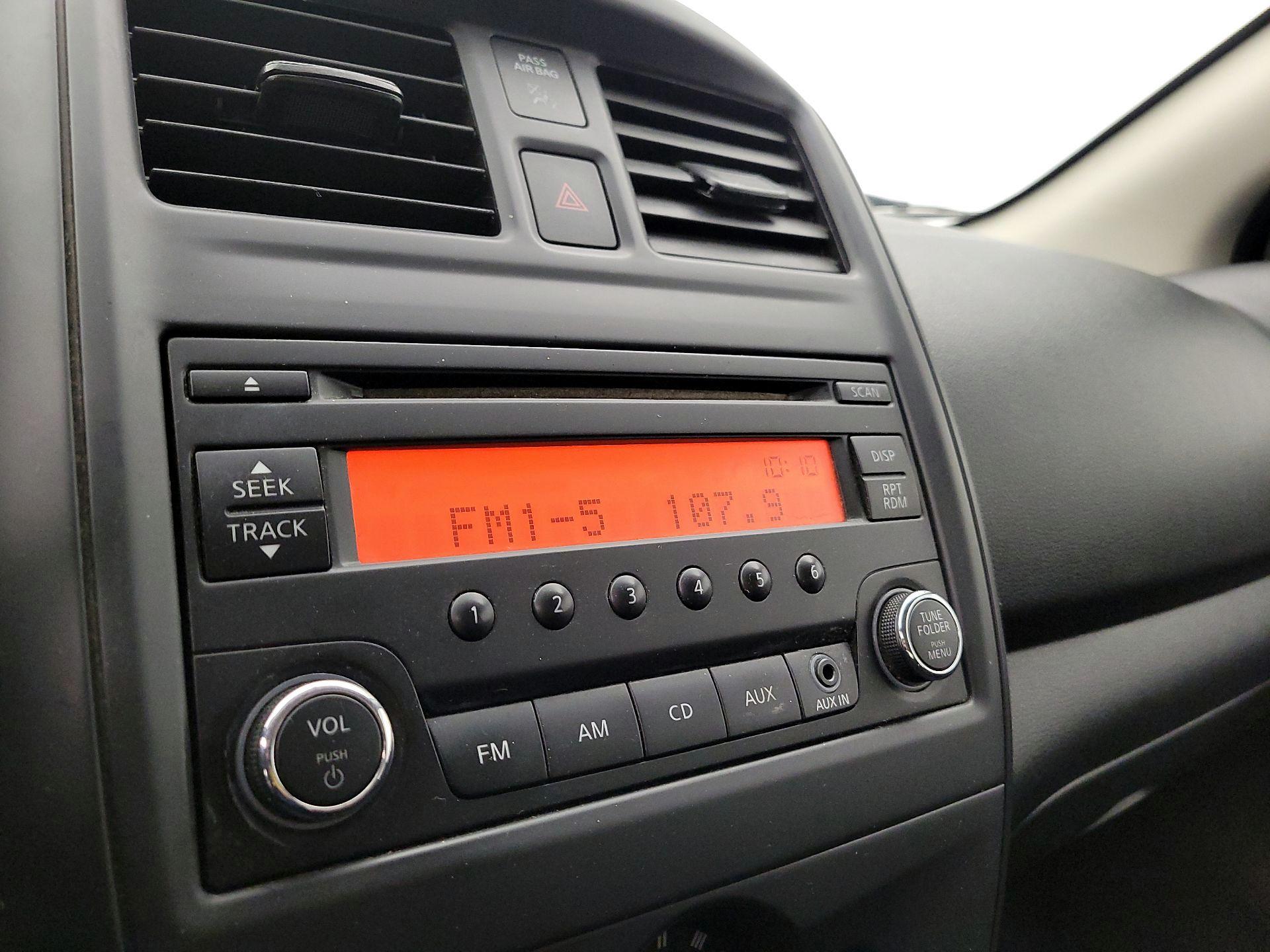 Thumbnail: 2017 Nissan Versa - 14