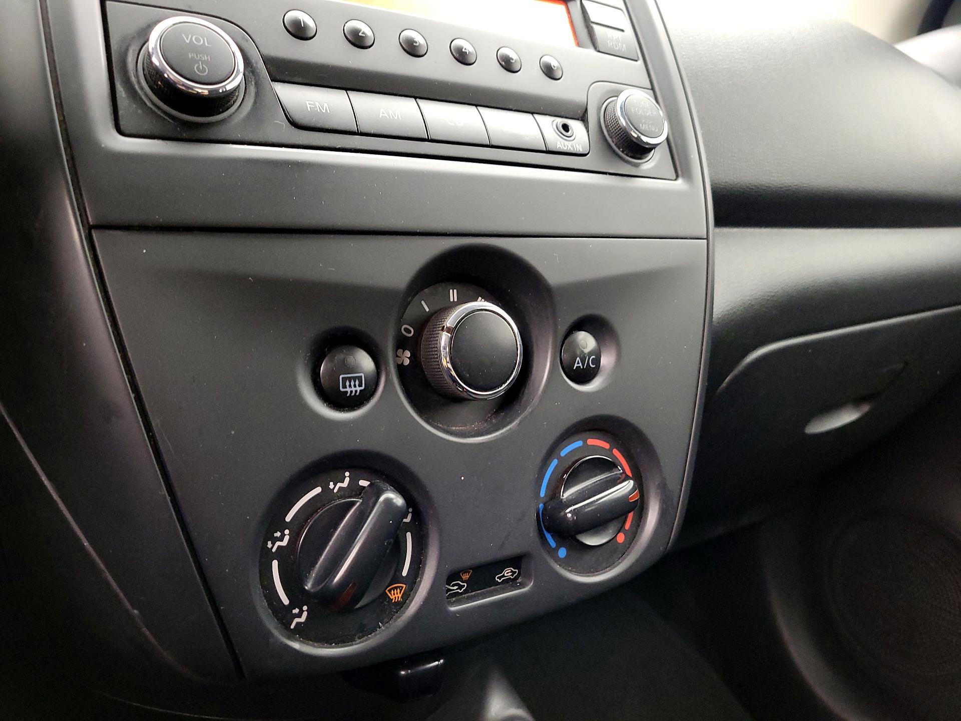 Thumbnail: 2017 Nissan Versa - 15