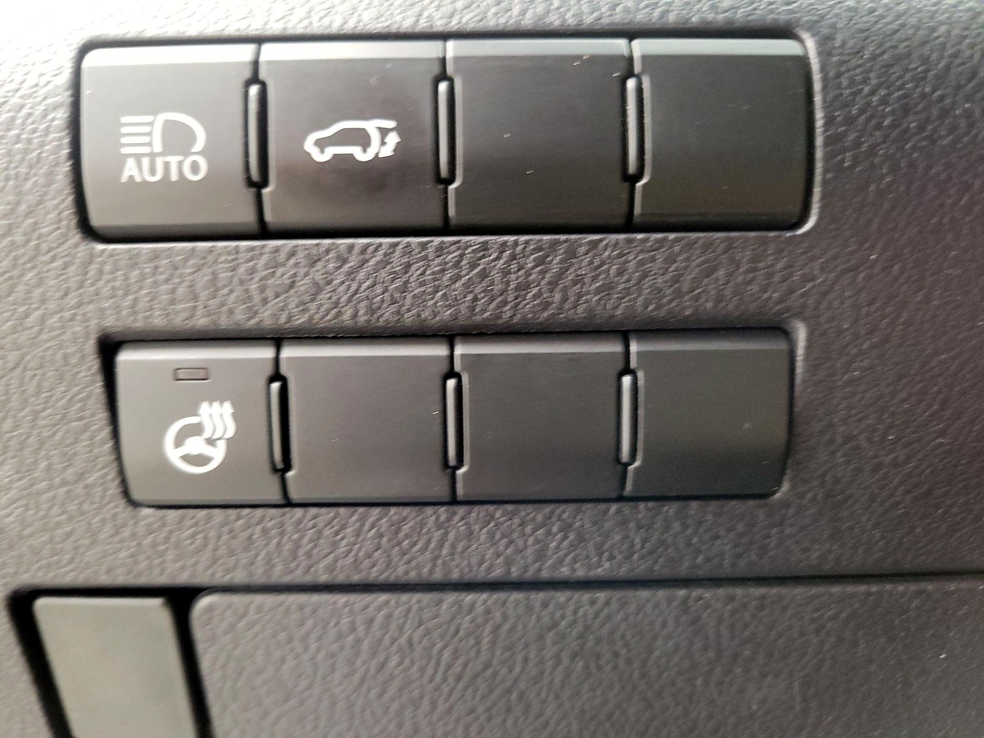 Thumbnail: 2019 Lexus RX - 13