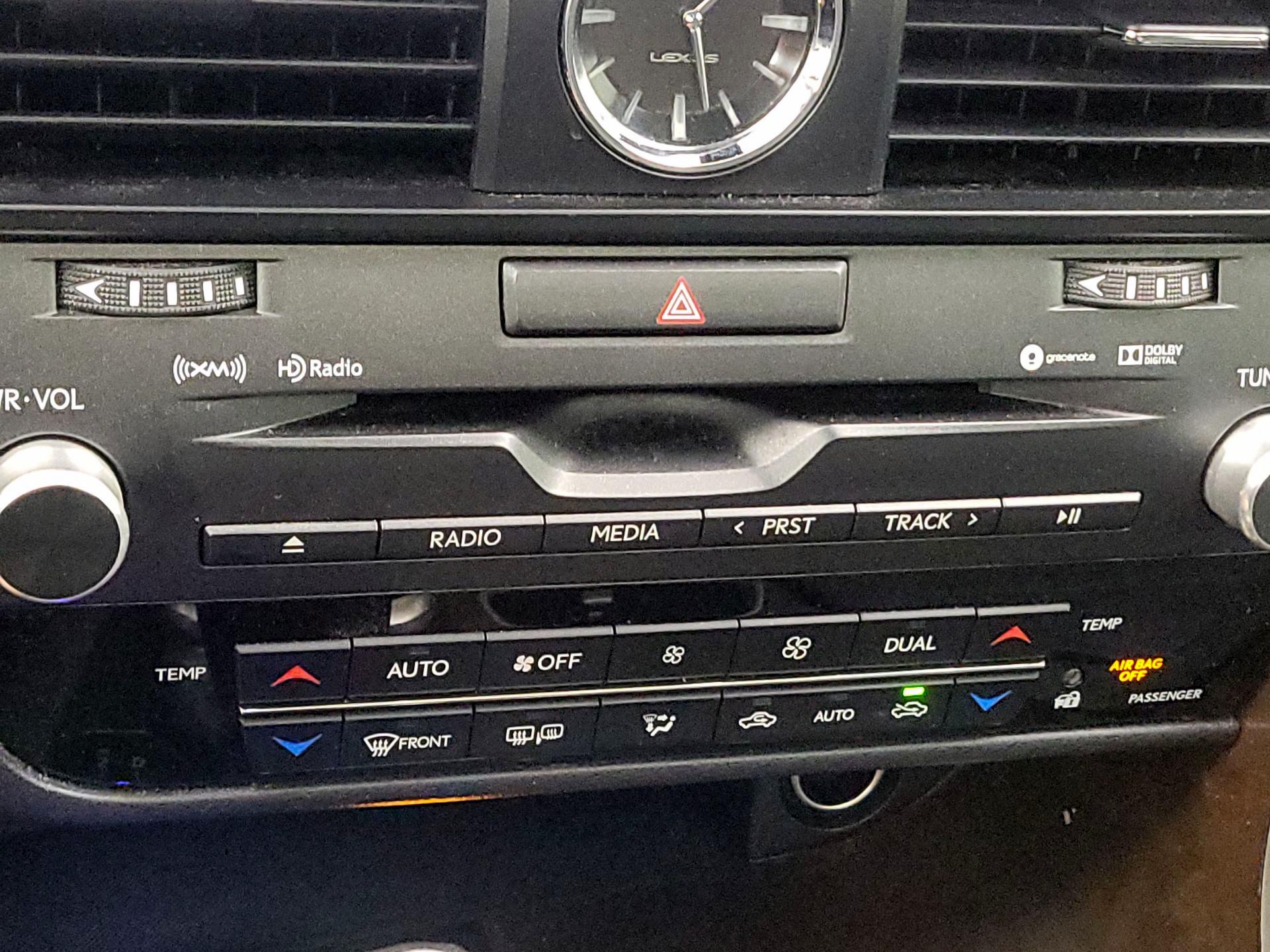 Thumbnail: 2019 Lexus RX - 17