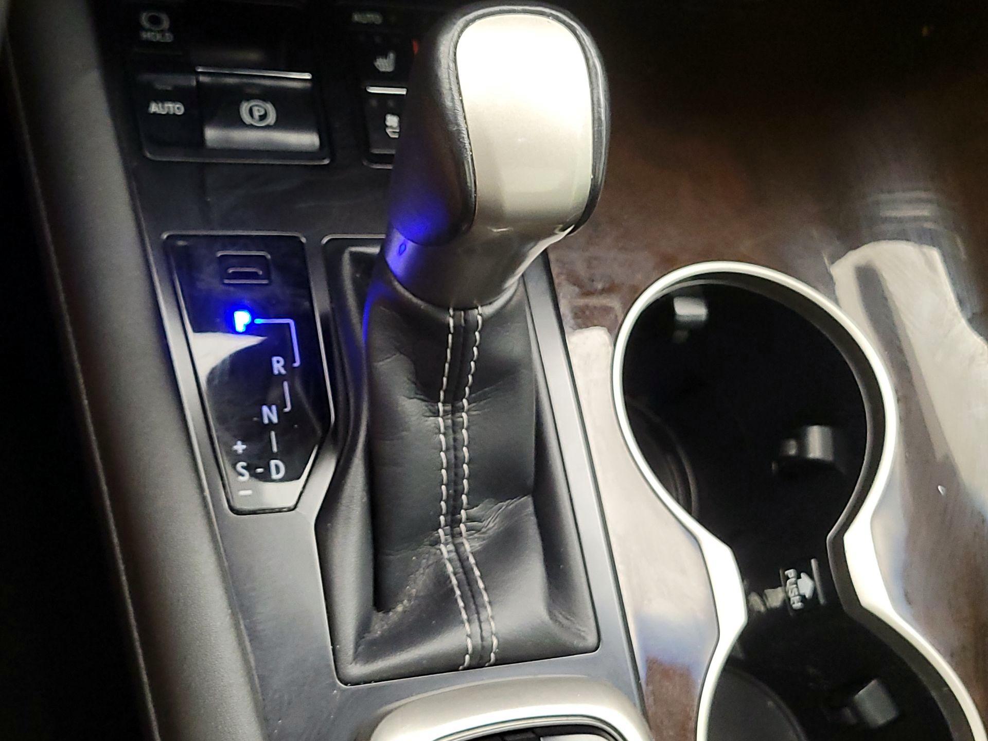 Thumbnail: 2019 Lexus RX - 18