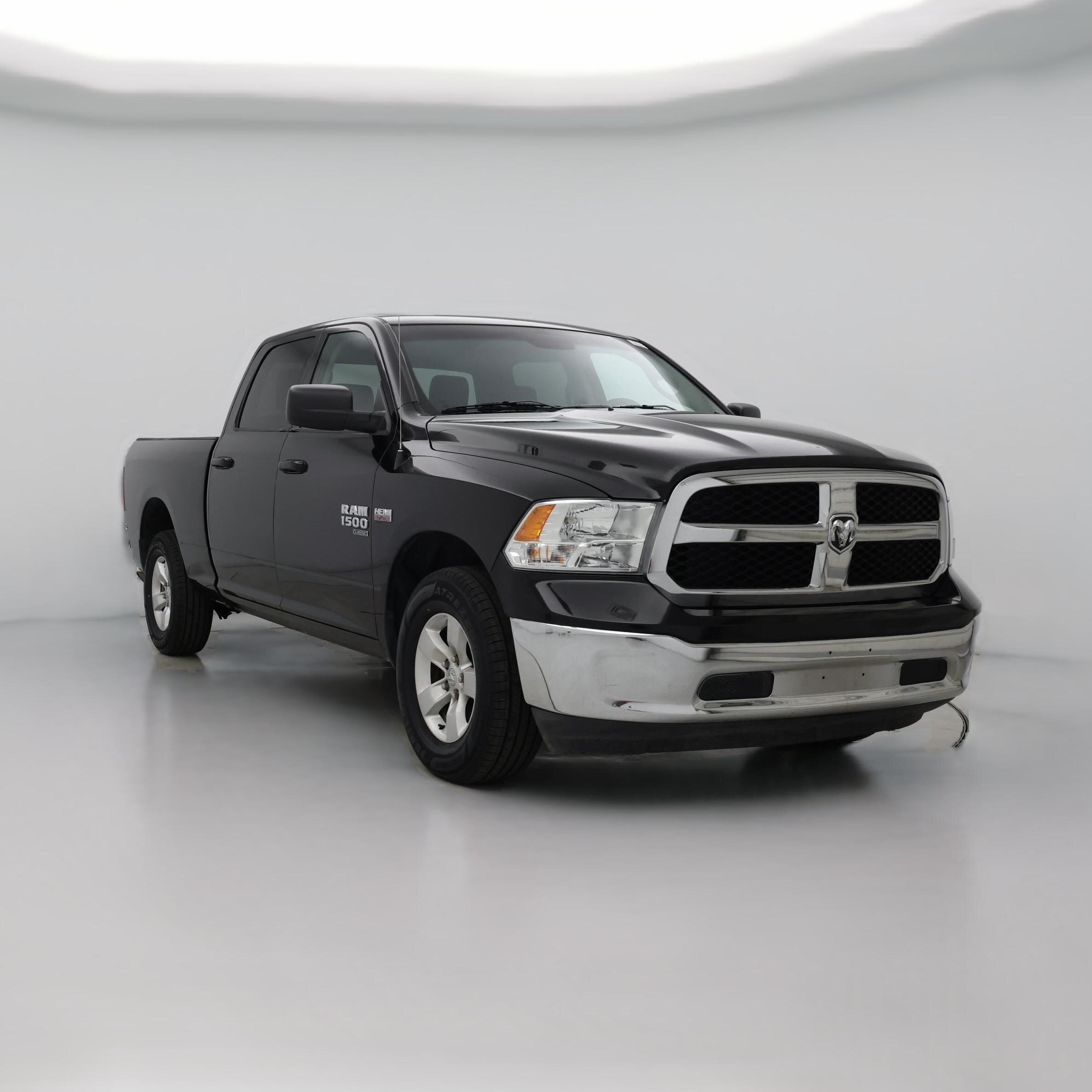 Thumbnail: 2021 RAM 1500 Classic - 1