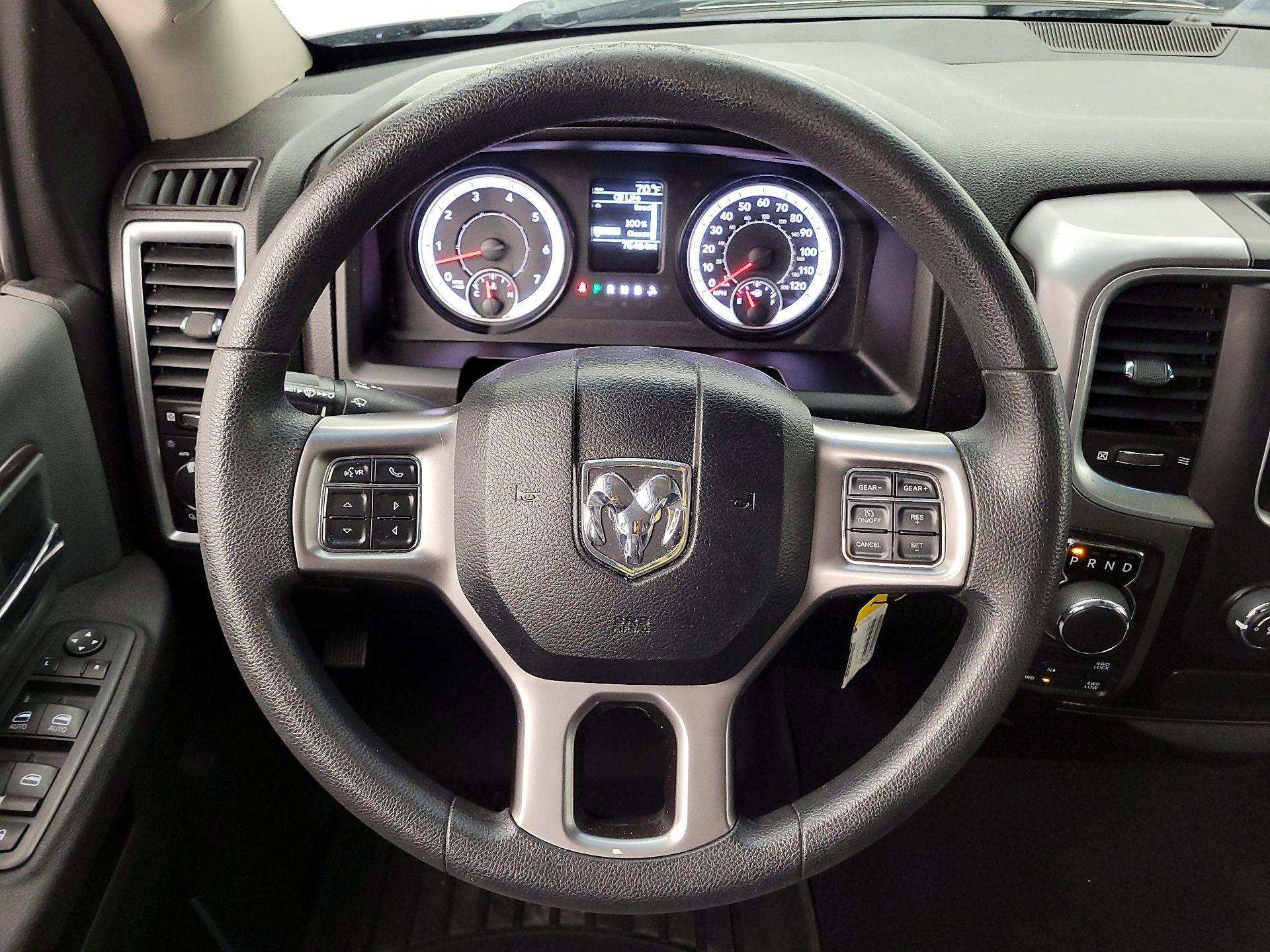 Thumbnail: 2021 RAM 1500 Classic - 10