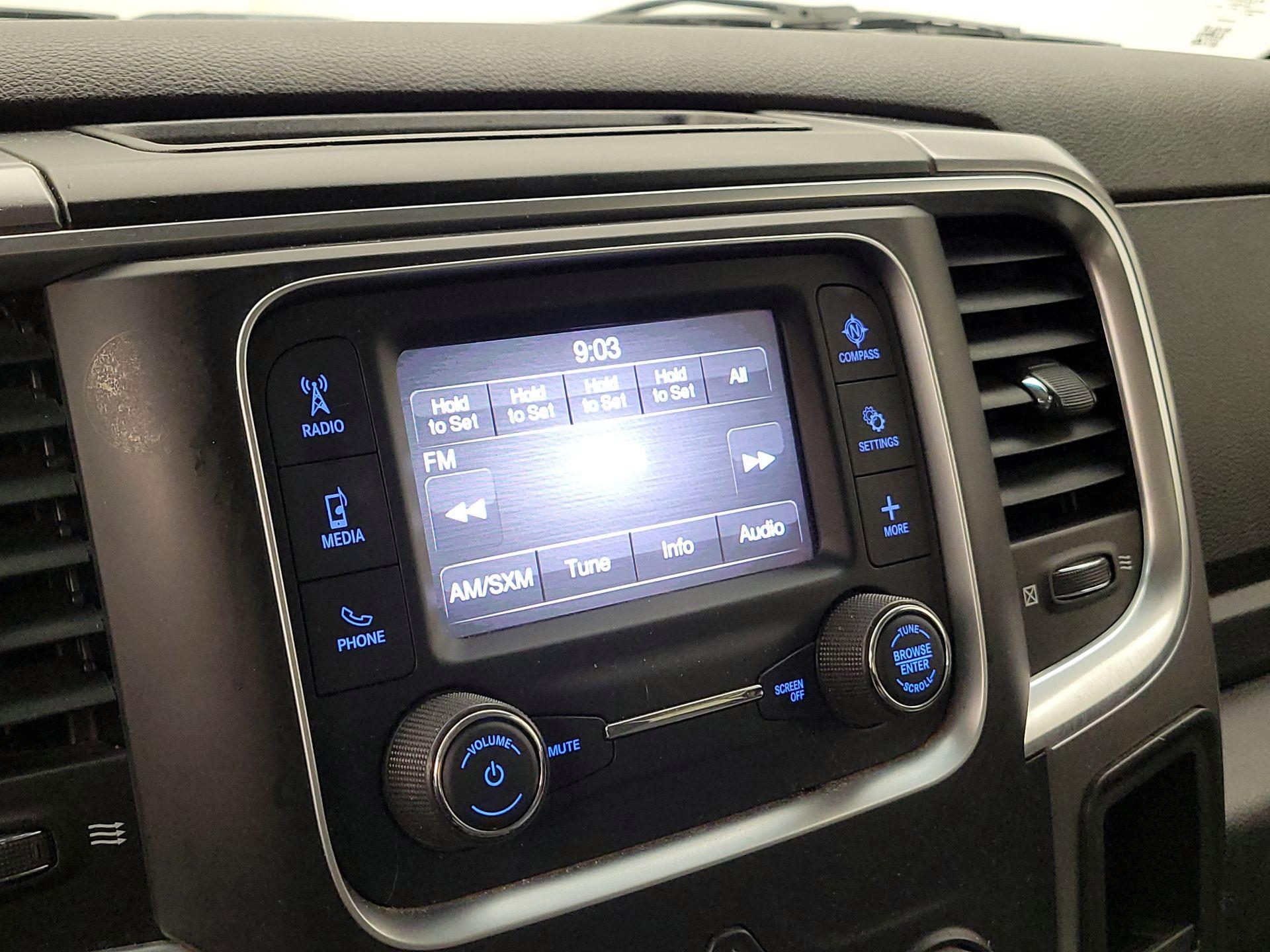 Thumbnail: 2021 RAM 1500 Classic - 15