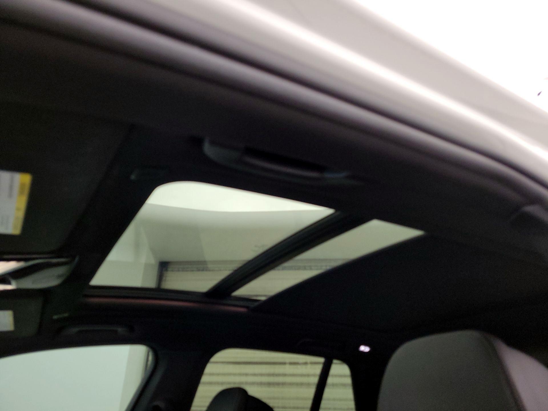 Thumbnail: 2020 BMW X5 - 20