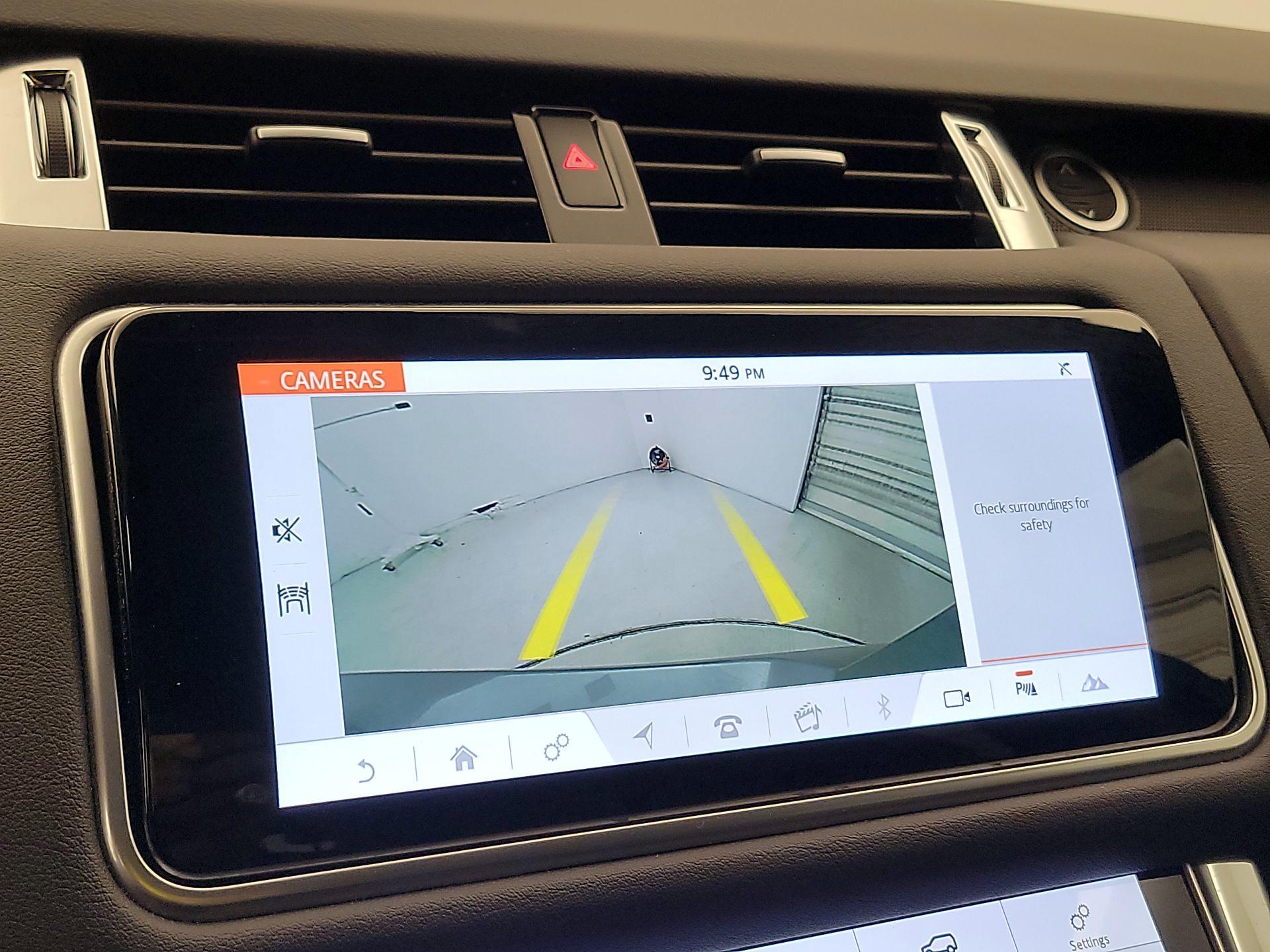 Thumbnail: 2021 Land Rover Range Rover Sport - 15