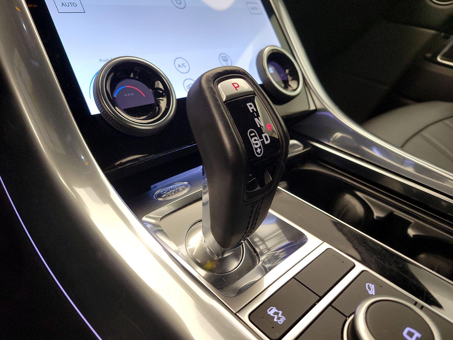 Thumbnail: 2021 Land Rover Range Rover Sport - 18