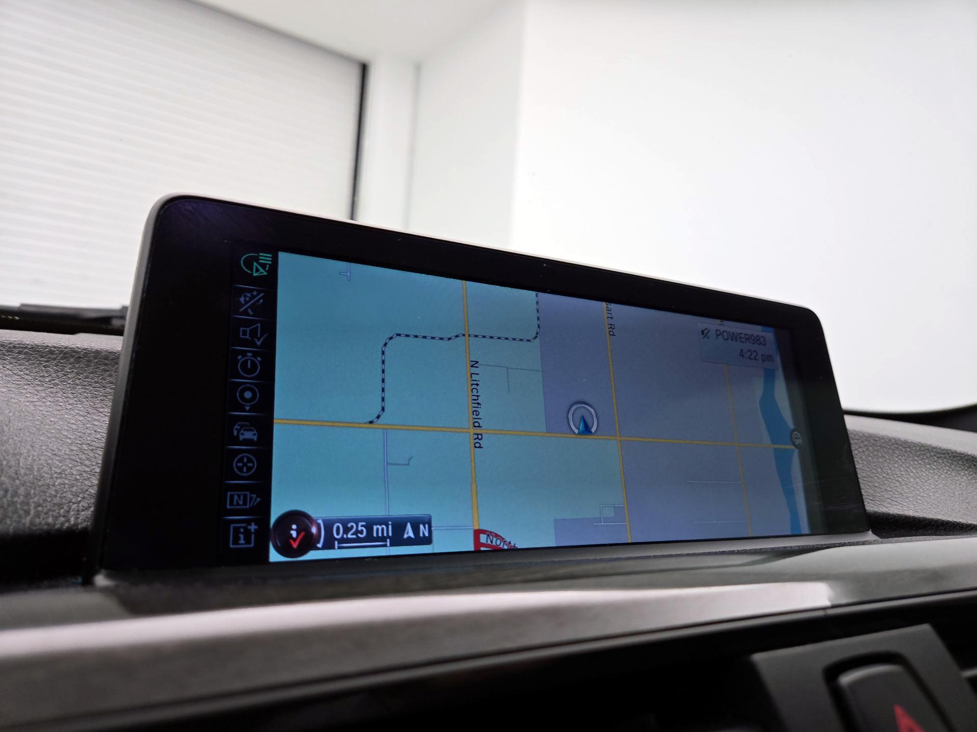 Thumbnail: 2015 BMW 3 Series - 14