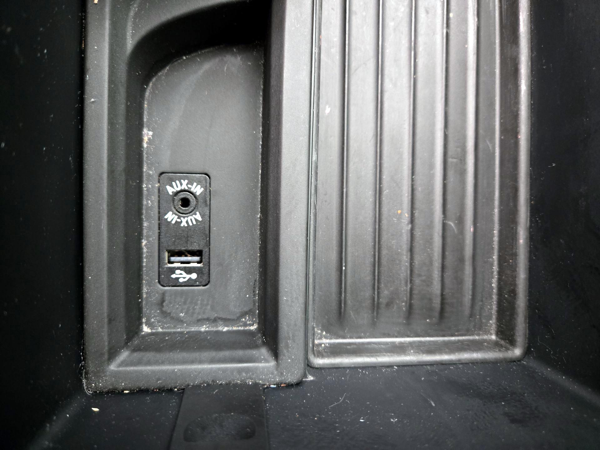 Thumbnail: 2015 BMW 3 Series - 19