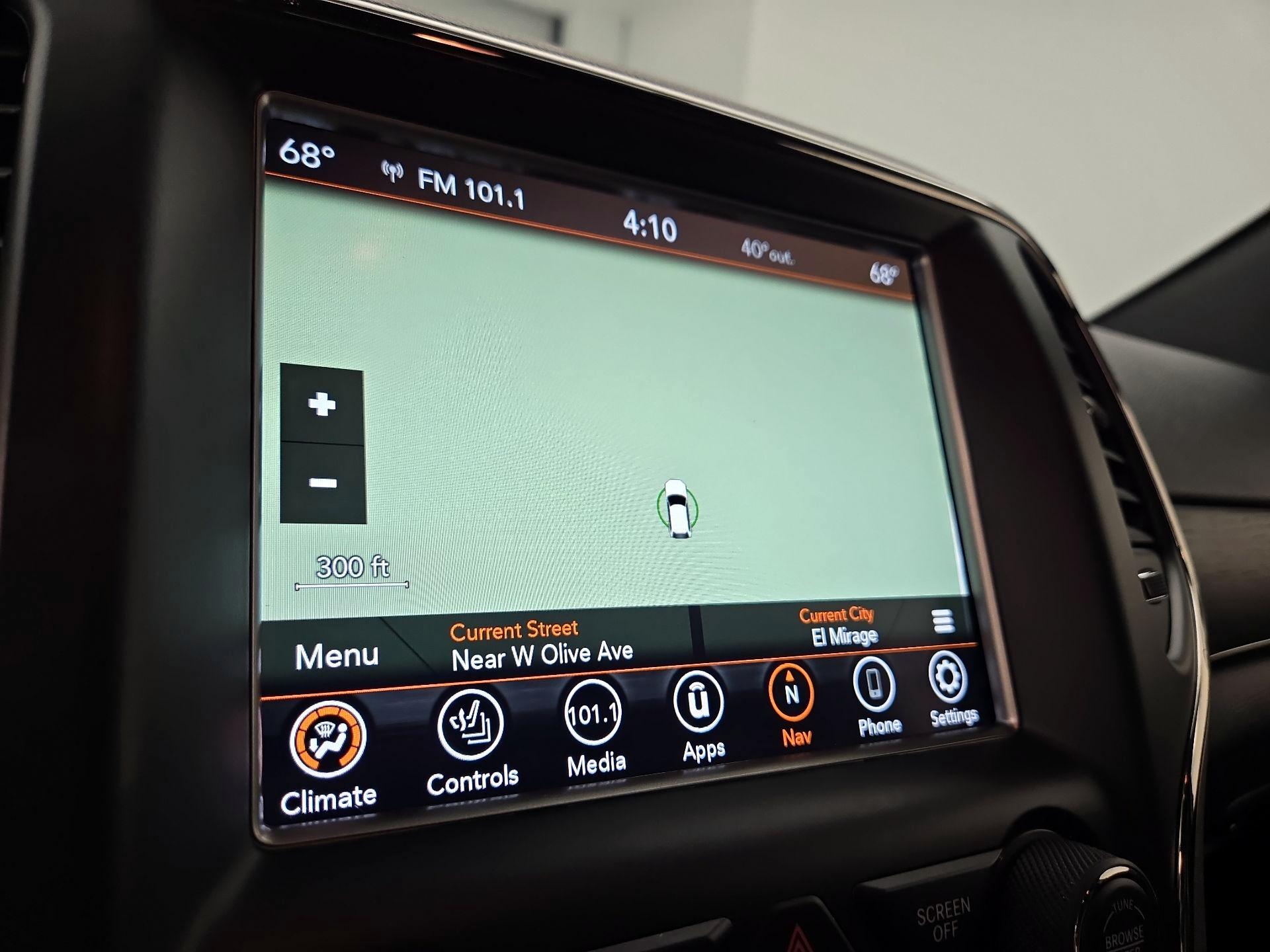 Thumbnail: 2018 Jeep Grand Cherokee - 14