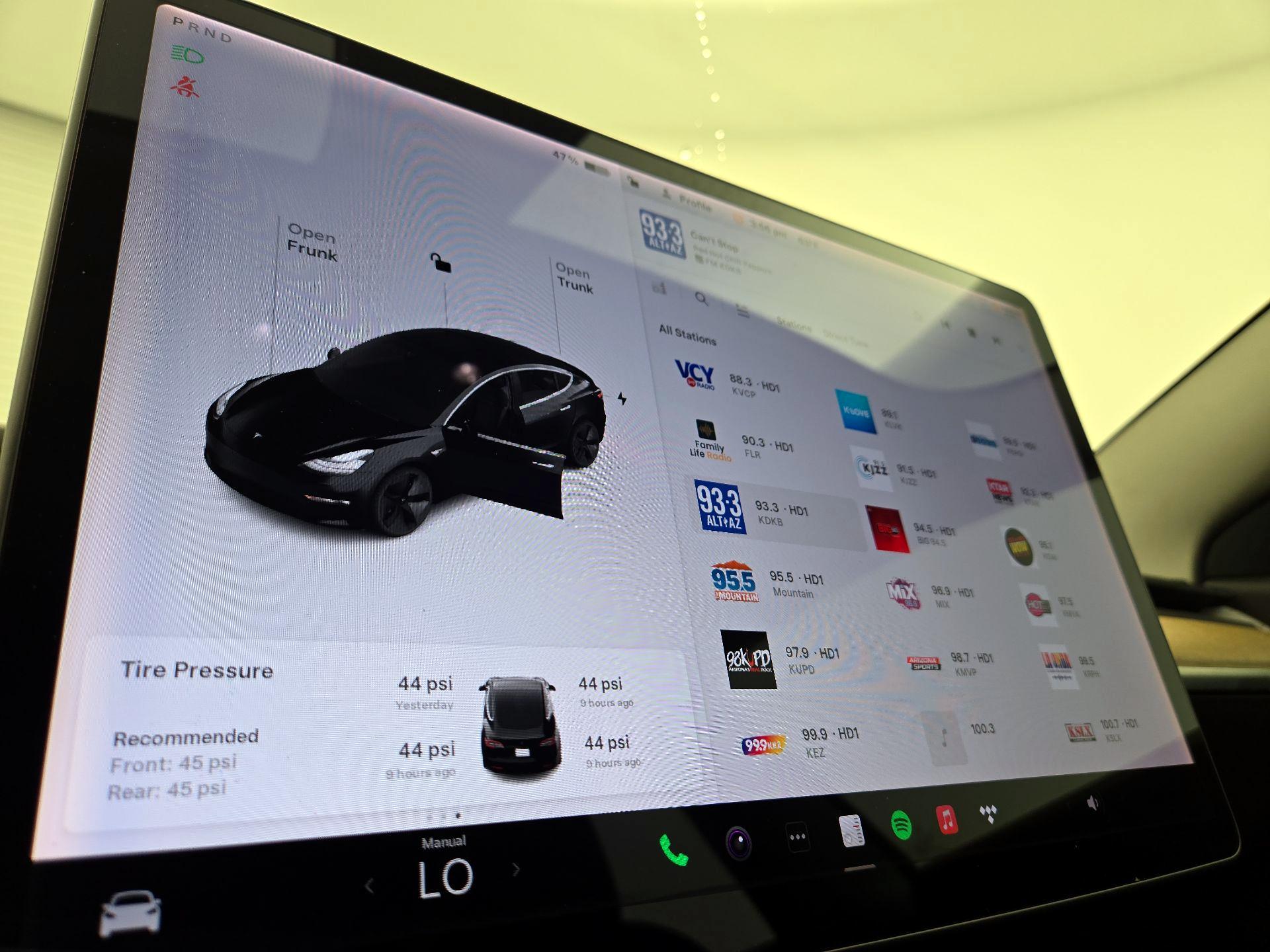 Thumbnail: 2019 Tesla Model 3 - 15