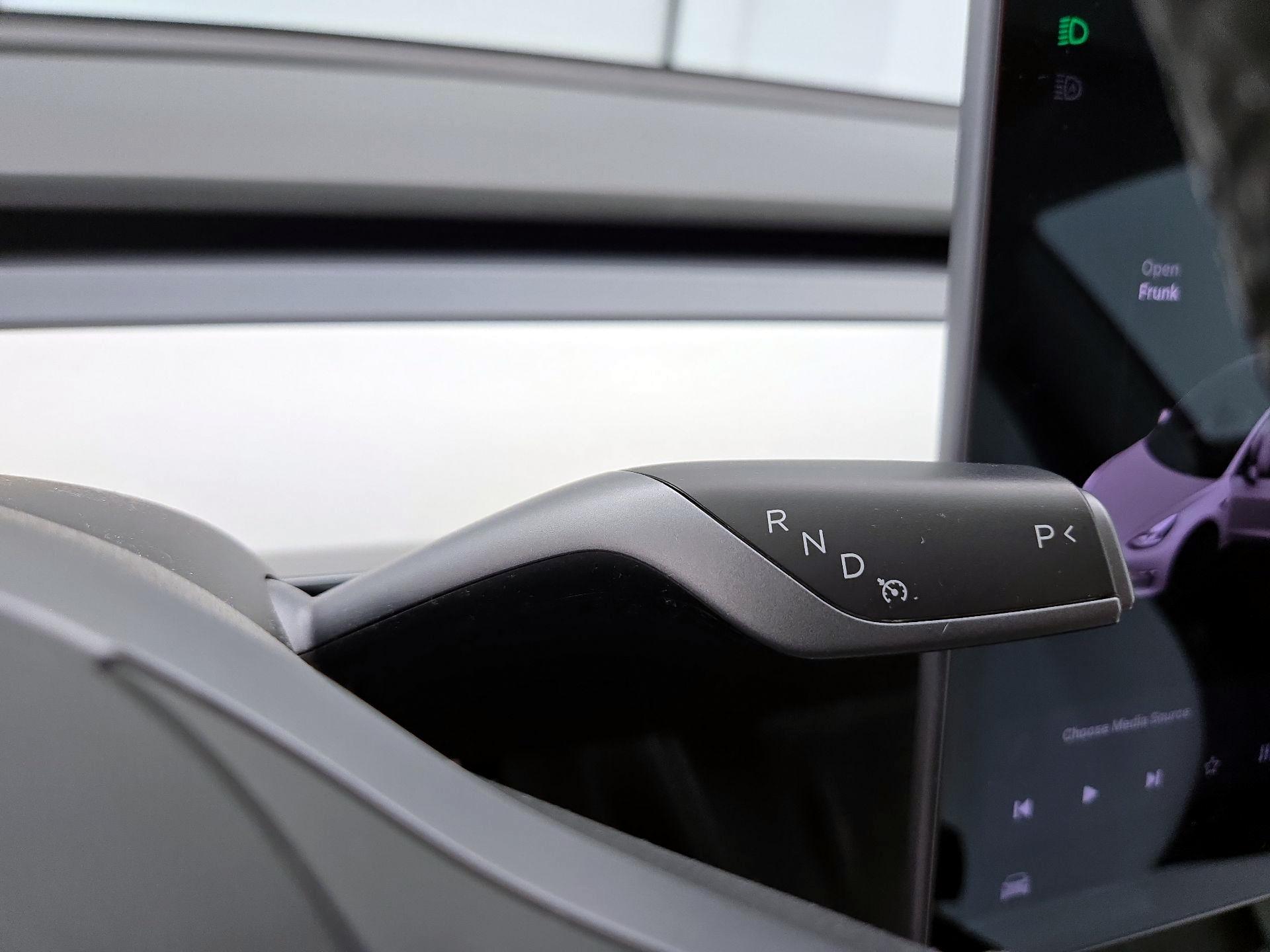 Thumbnail: 2022 Tesla Model 3 - 17