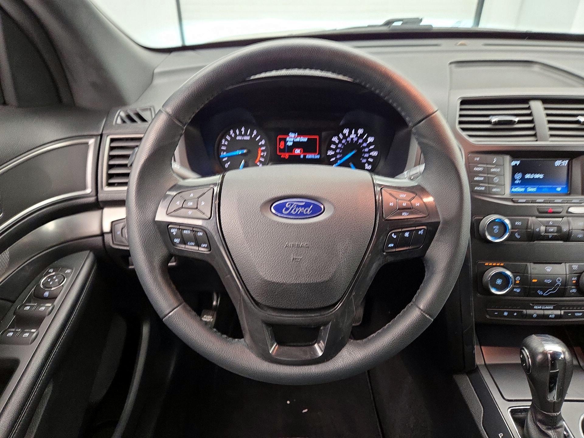 Thumbnail: 2019 Ford Explorer - 10