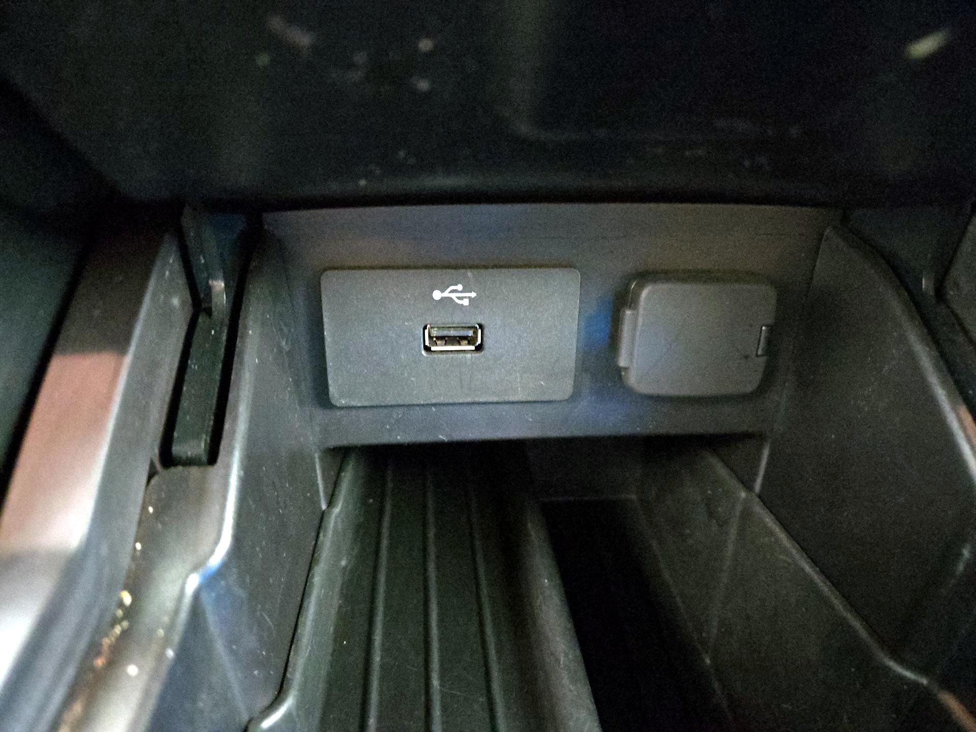 Thumbnail: 2019 Ford Explorer - 18