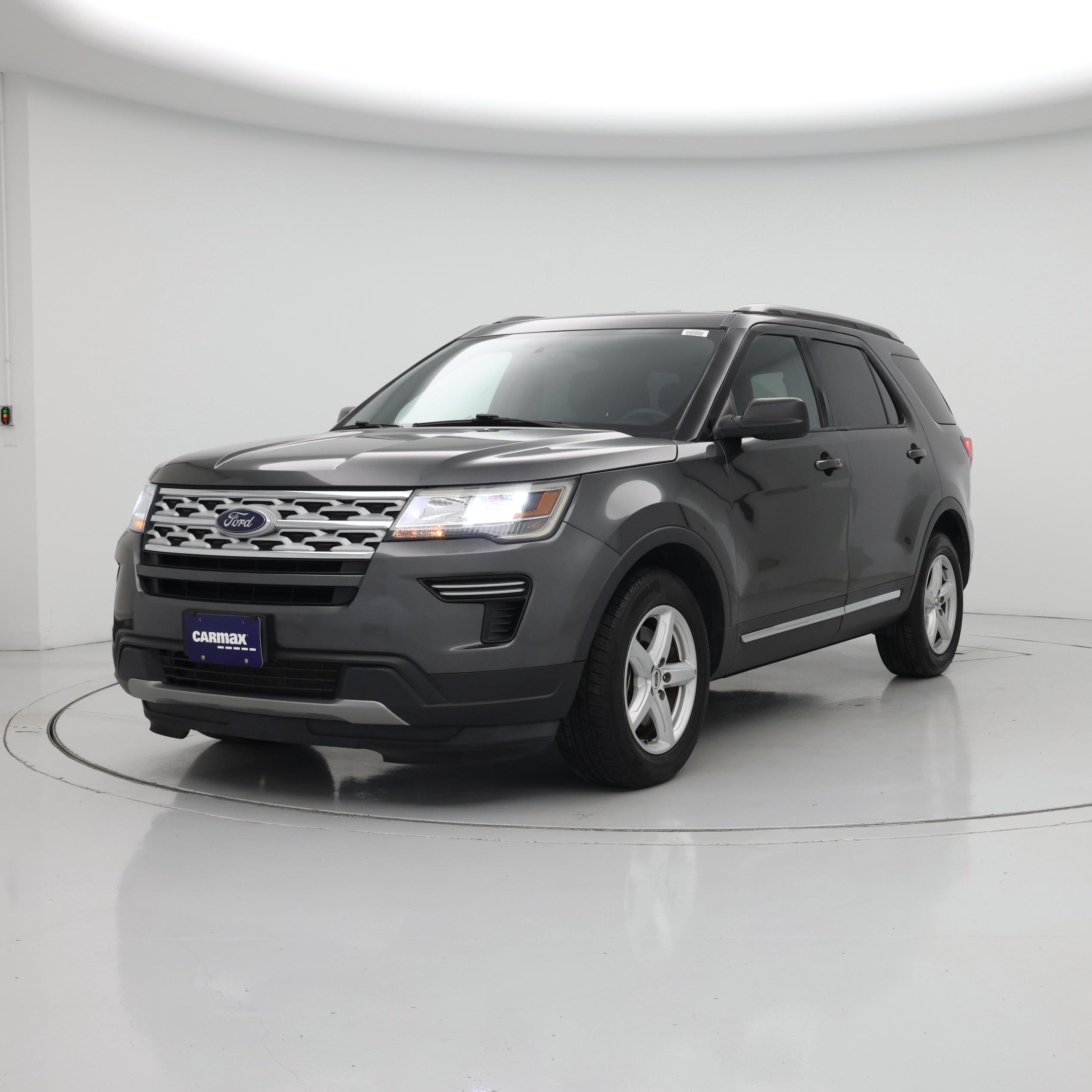 Thumbnail: 2019 Ford Explorer - 4