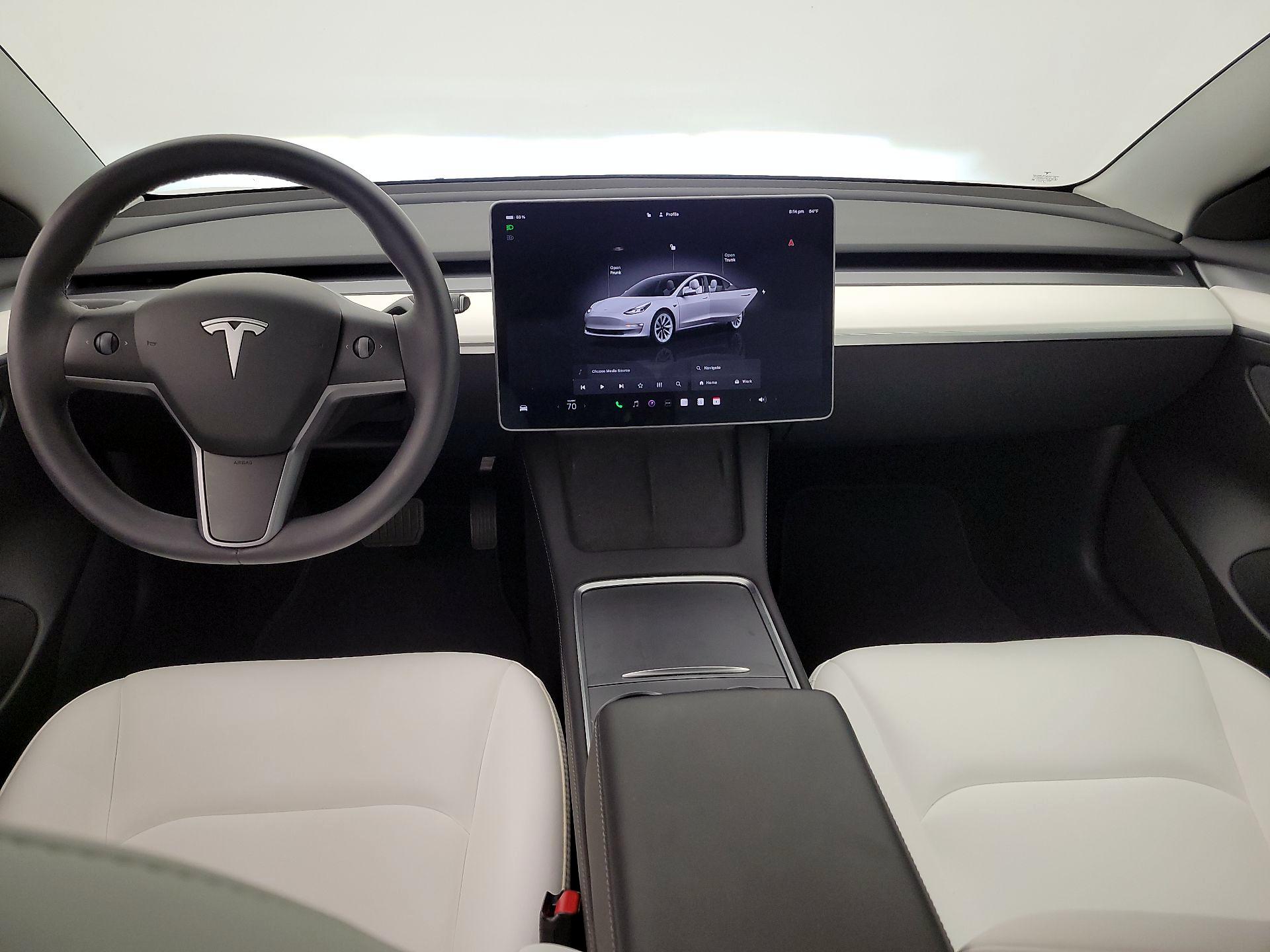 Thumbnail: 2022 Tesla Model 3 - 9