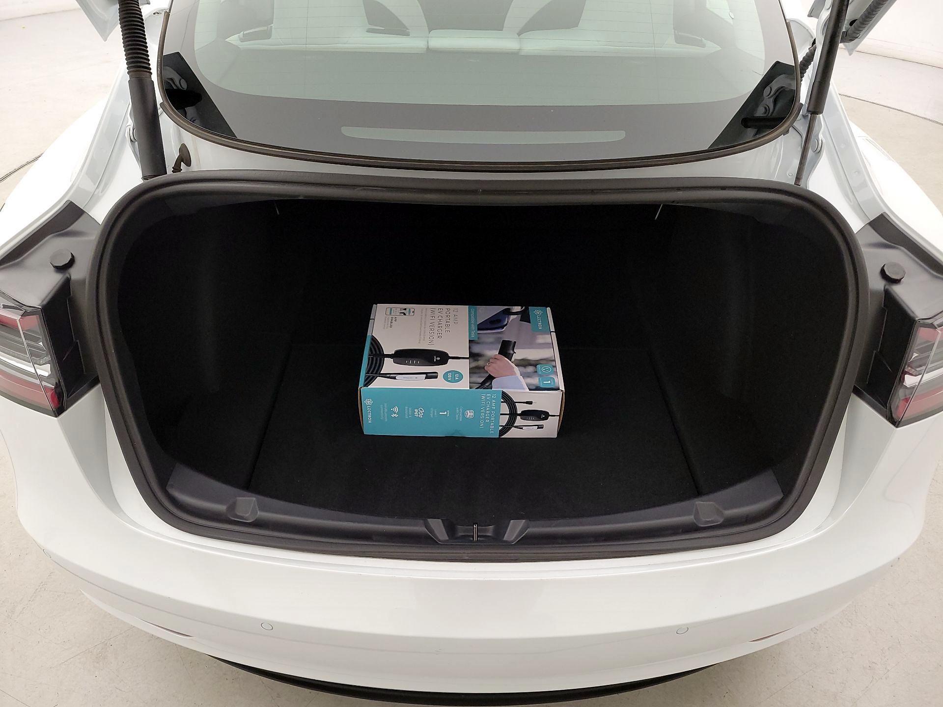 Thumbnail: 2022 Tesla Model 3 - 20