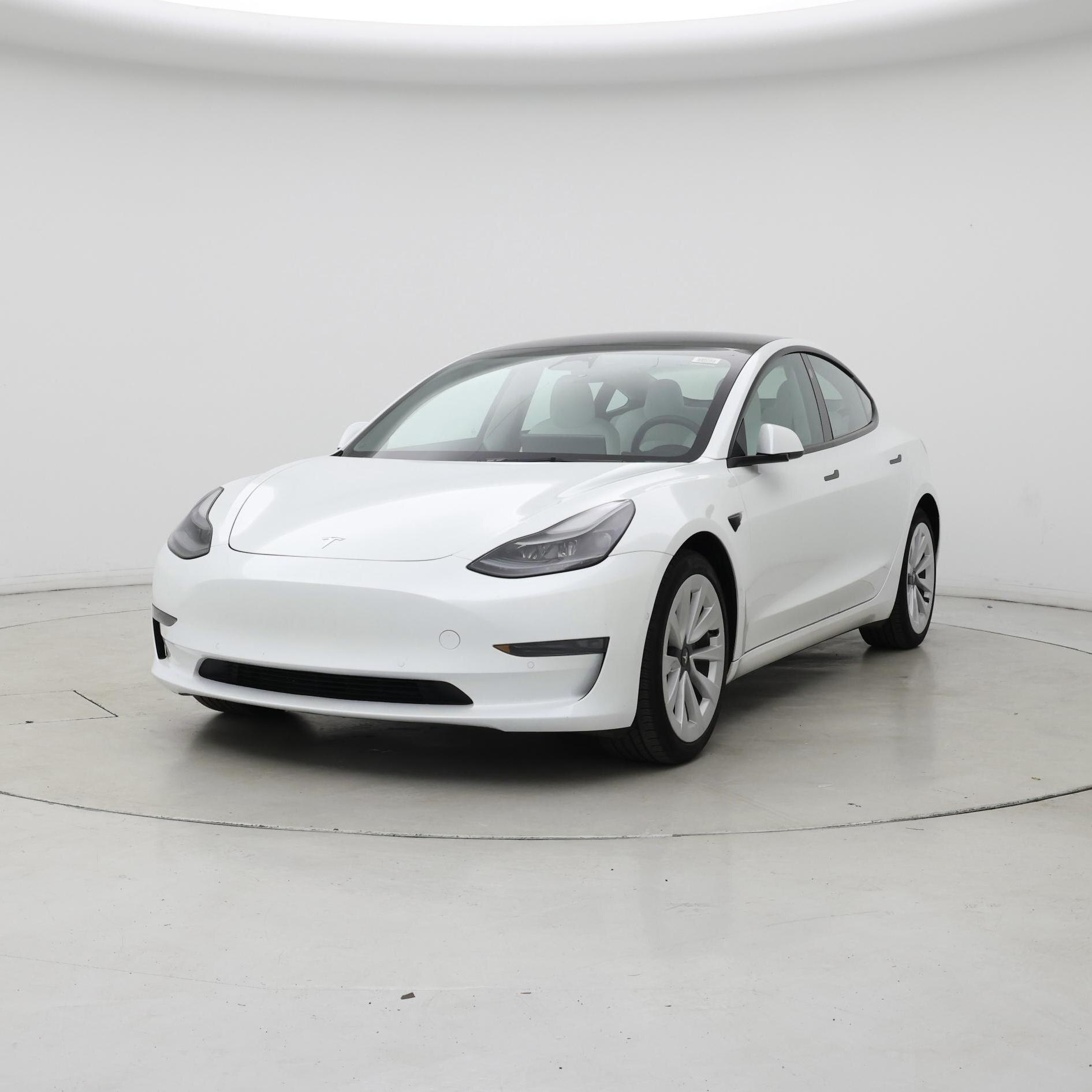 Thumbnail: 2022 Tesla Model 3 - 4