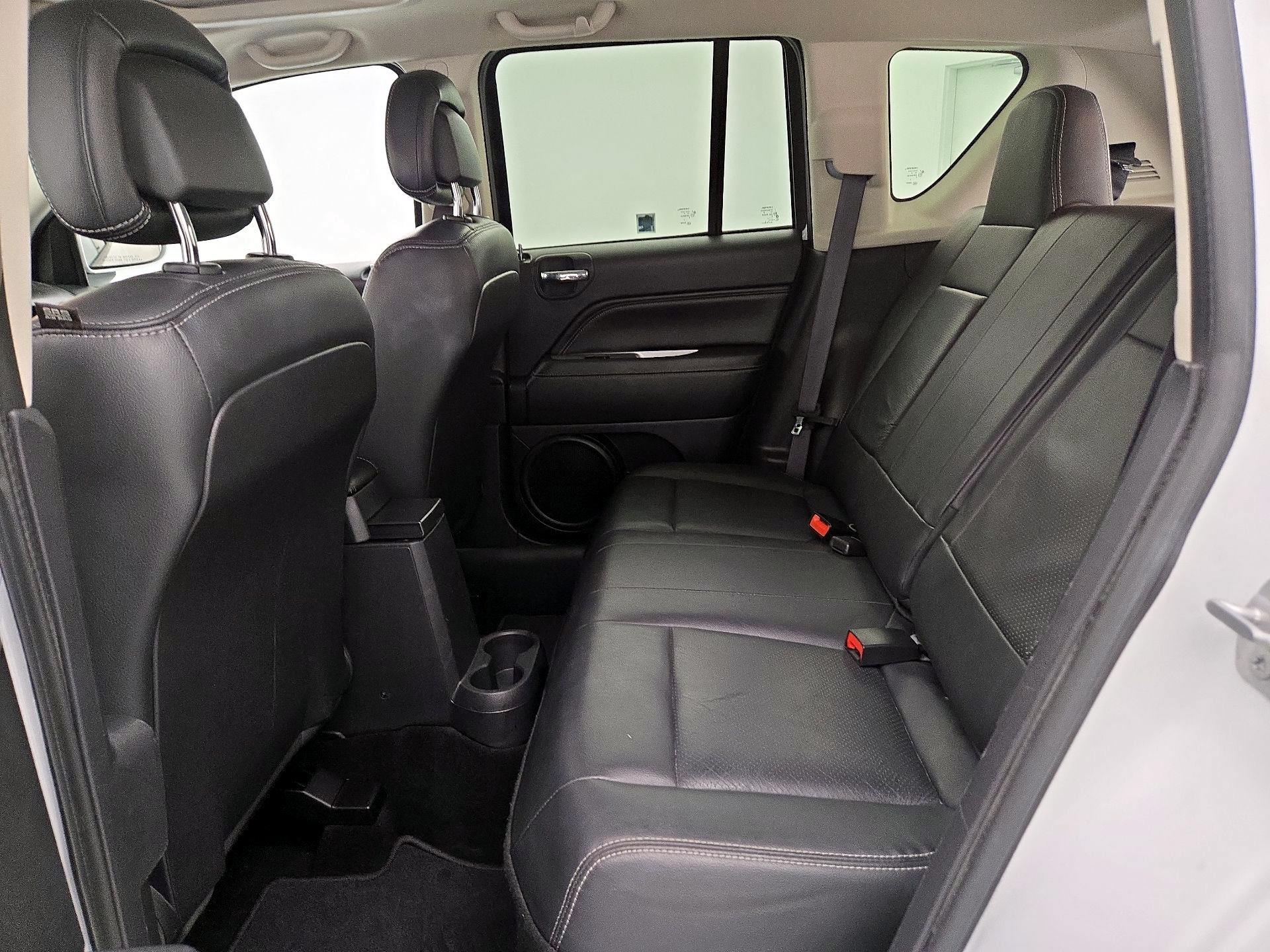 Thumbnail: 2016 Jeep Compass - 19