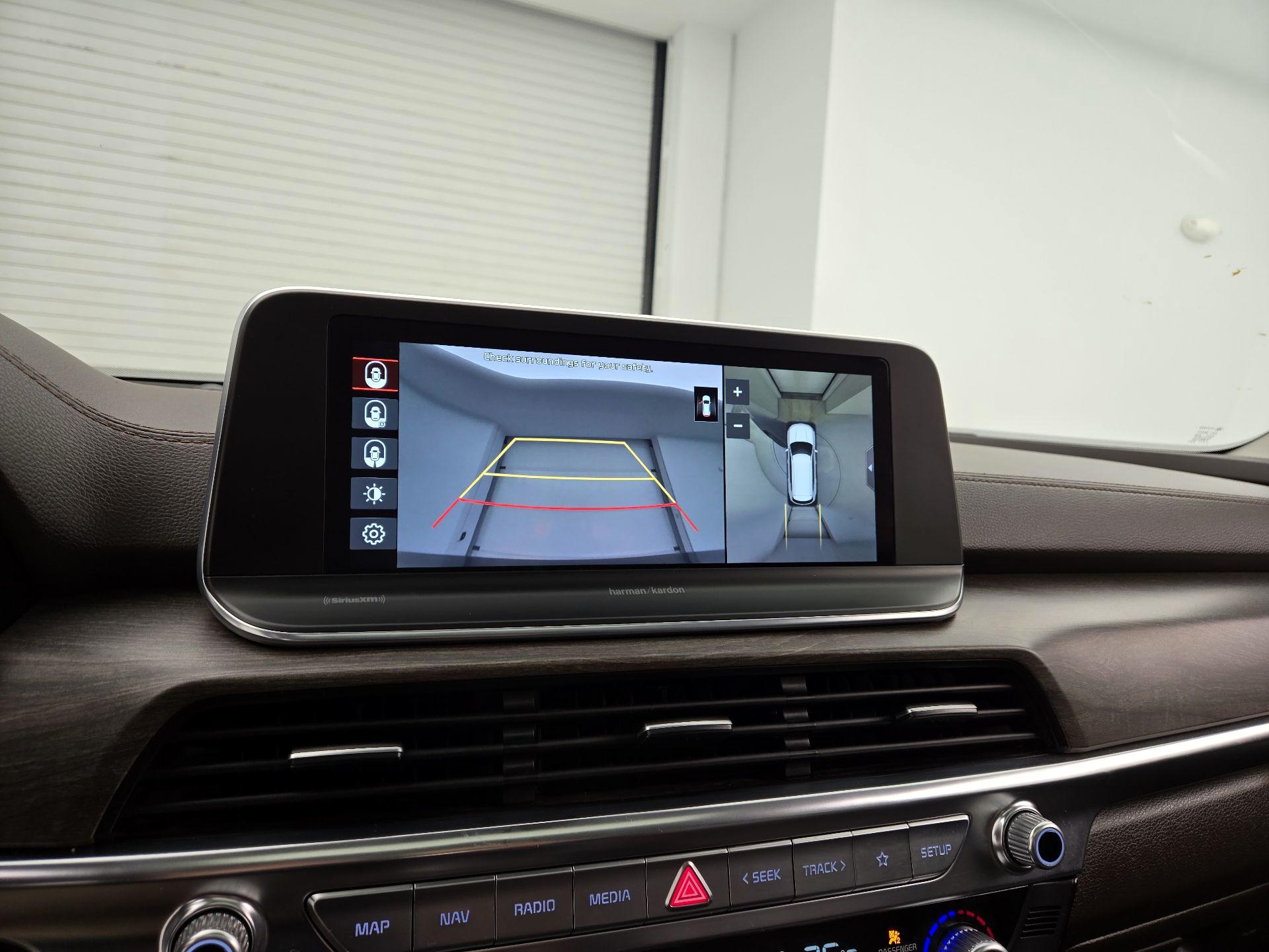 Thumbnail: 2020 Kia Telluride - 15