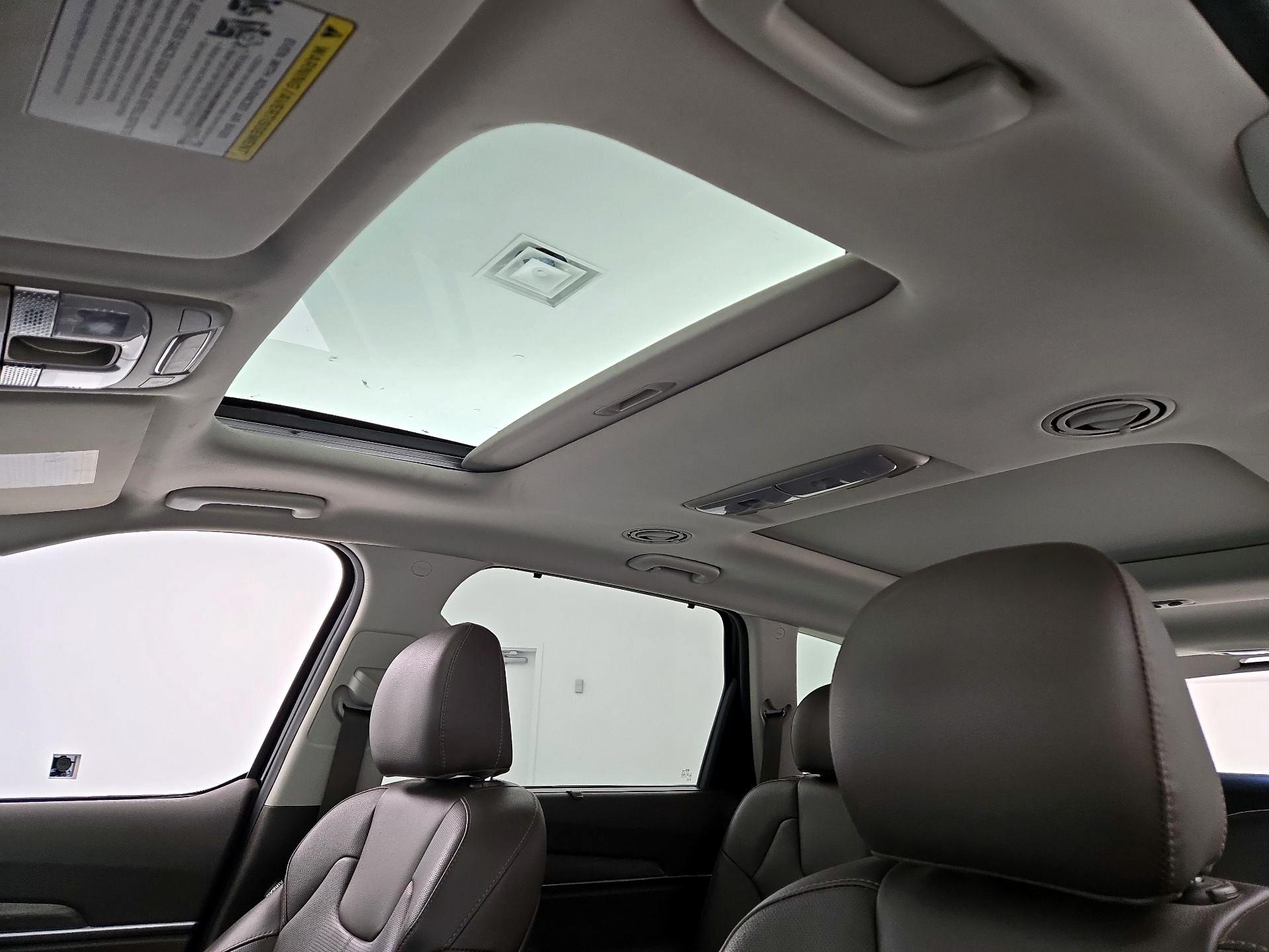 Thumbnail: 2020 Kia Telluride - 20