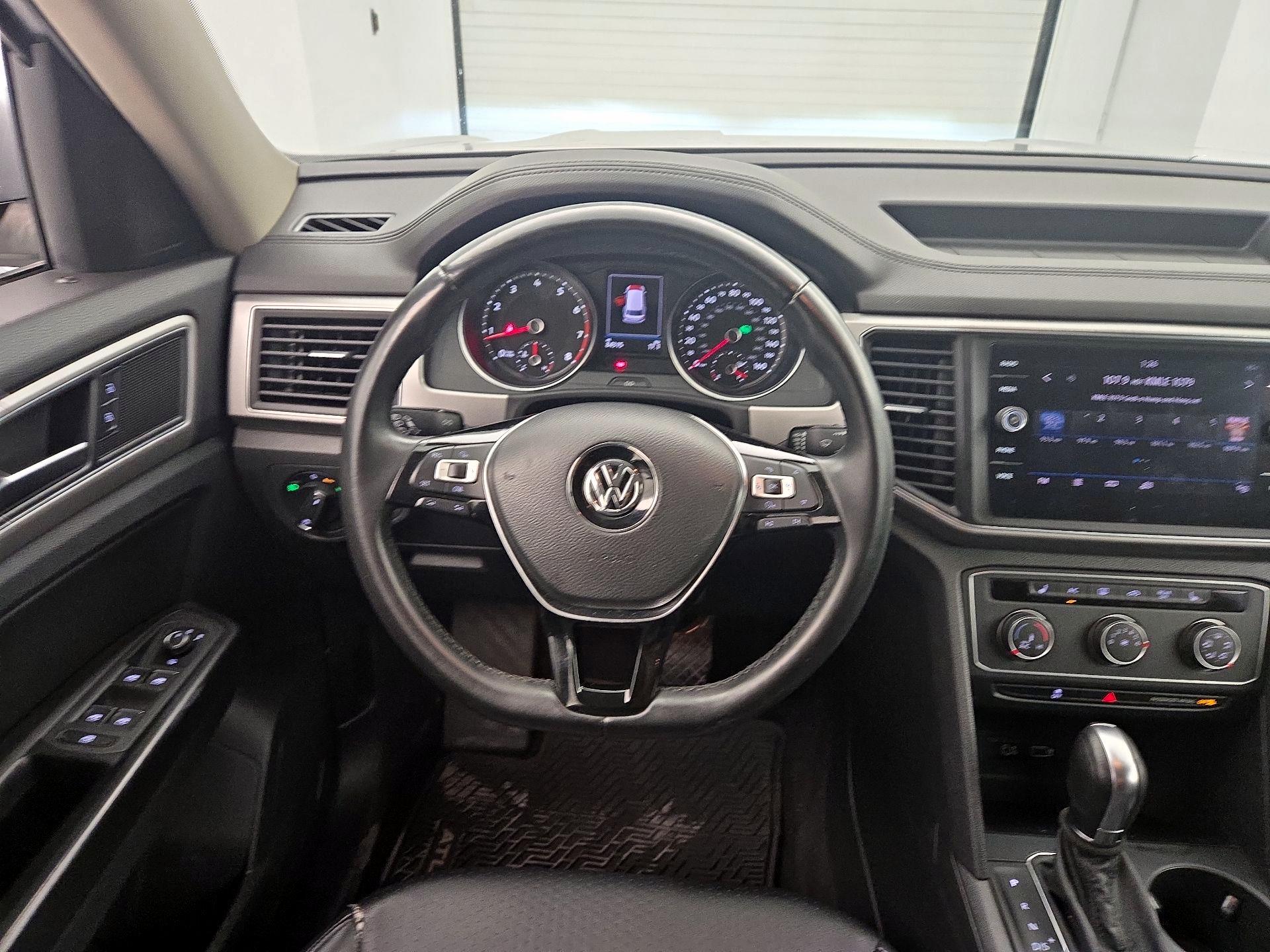 Thumbnail: 2018 Volkswagen Atlas - 10