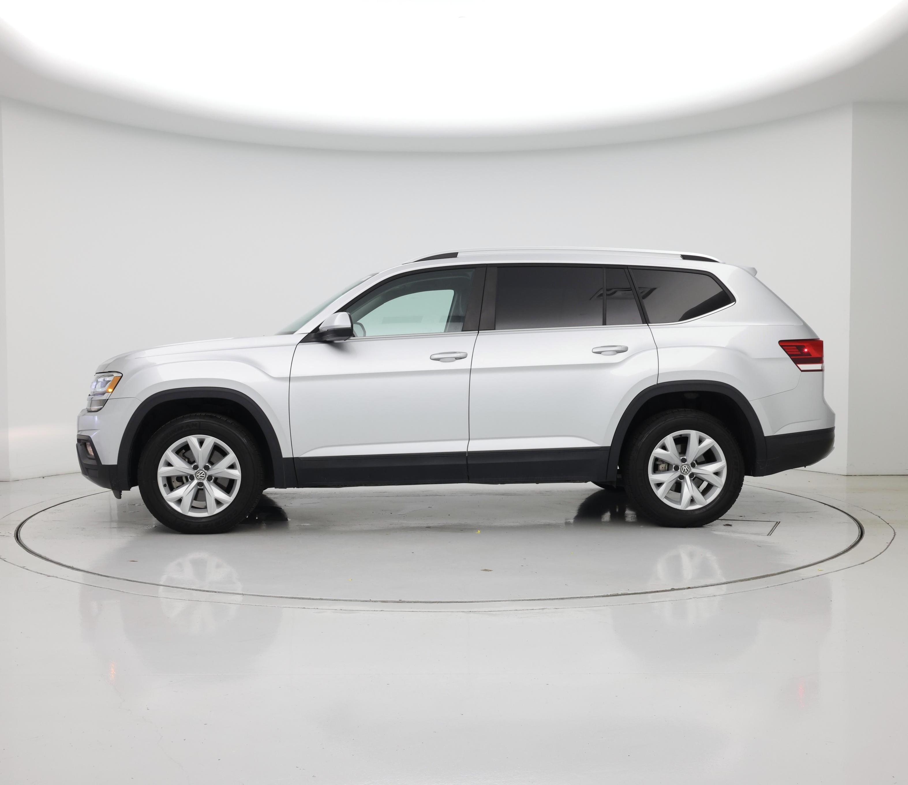 Thumbnail: 2018 Volkswagen Atlas - 3