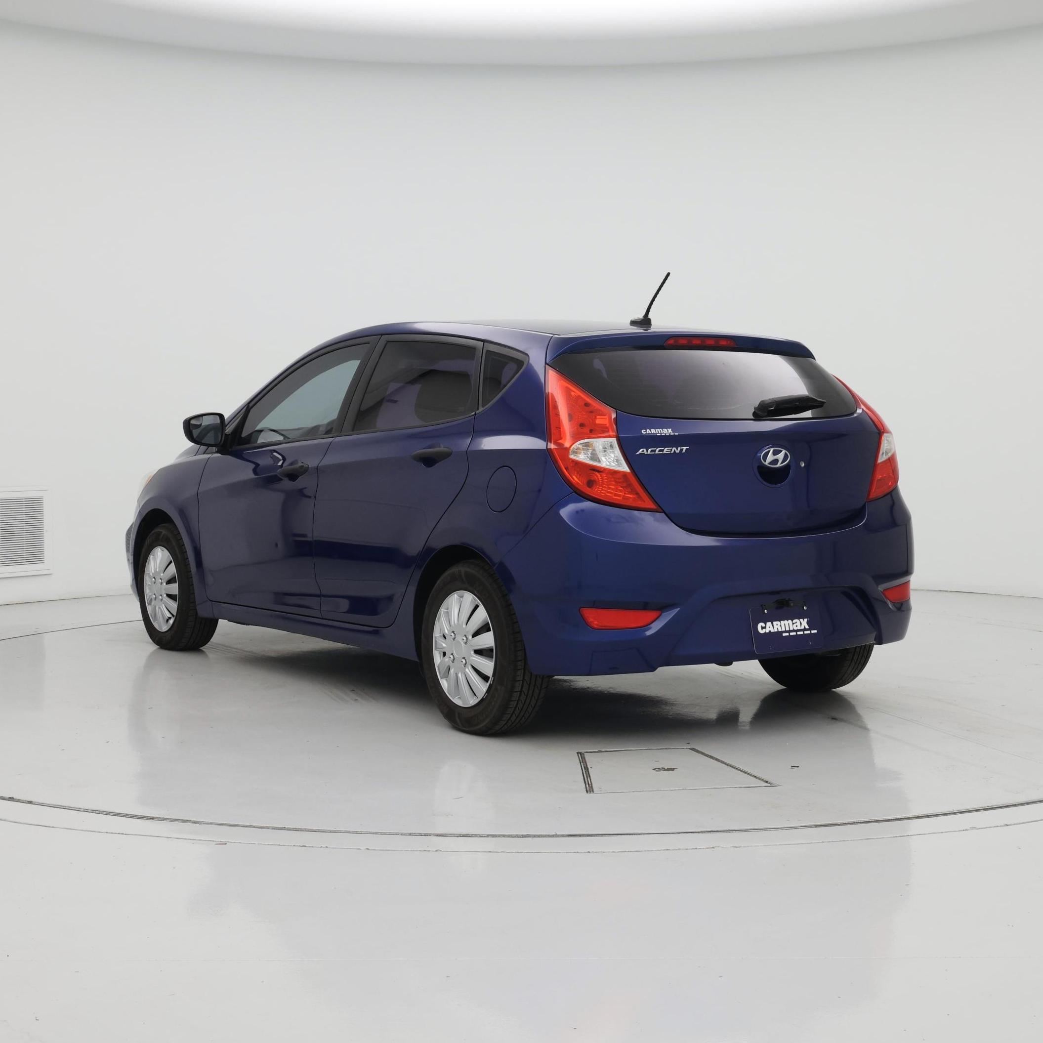 Thumbnail: 2015 Hyundai Accent - 2