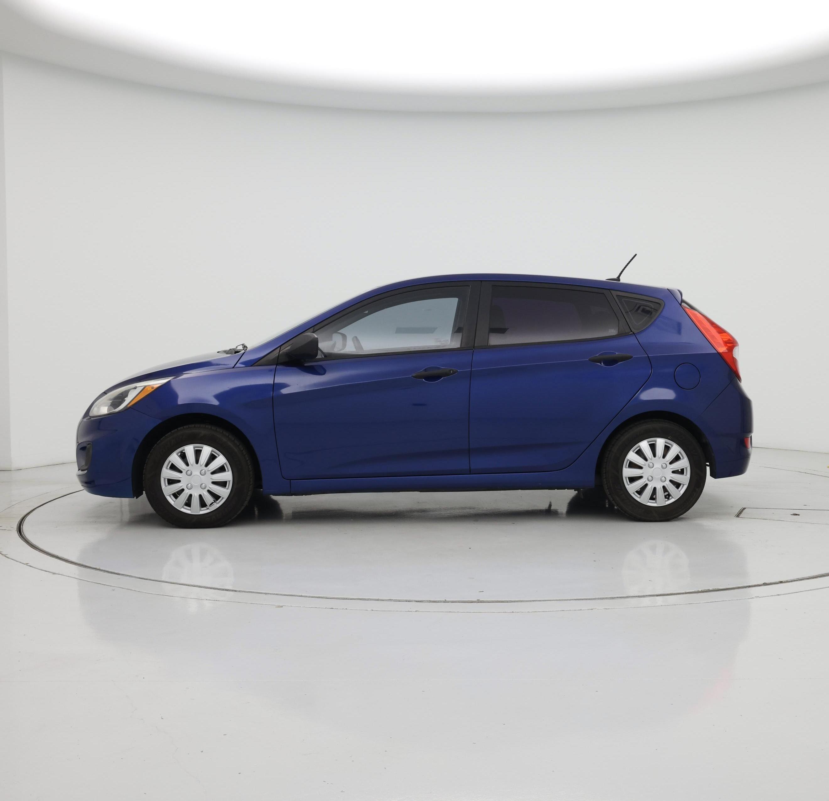 Thumbnail: 2015 Hyundai Accent - 3