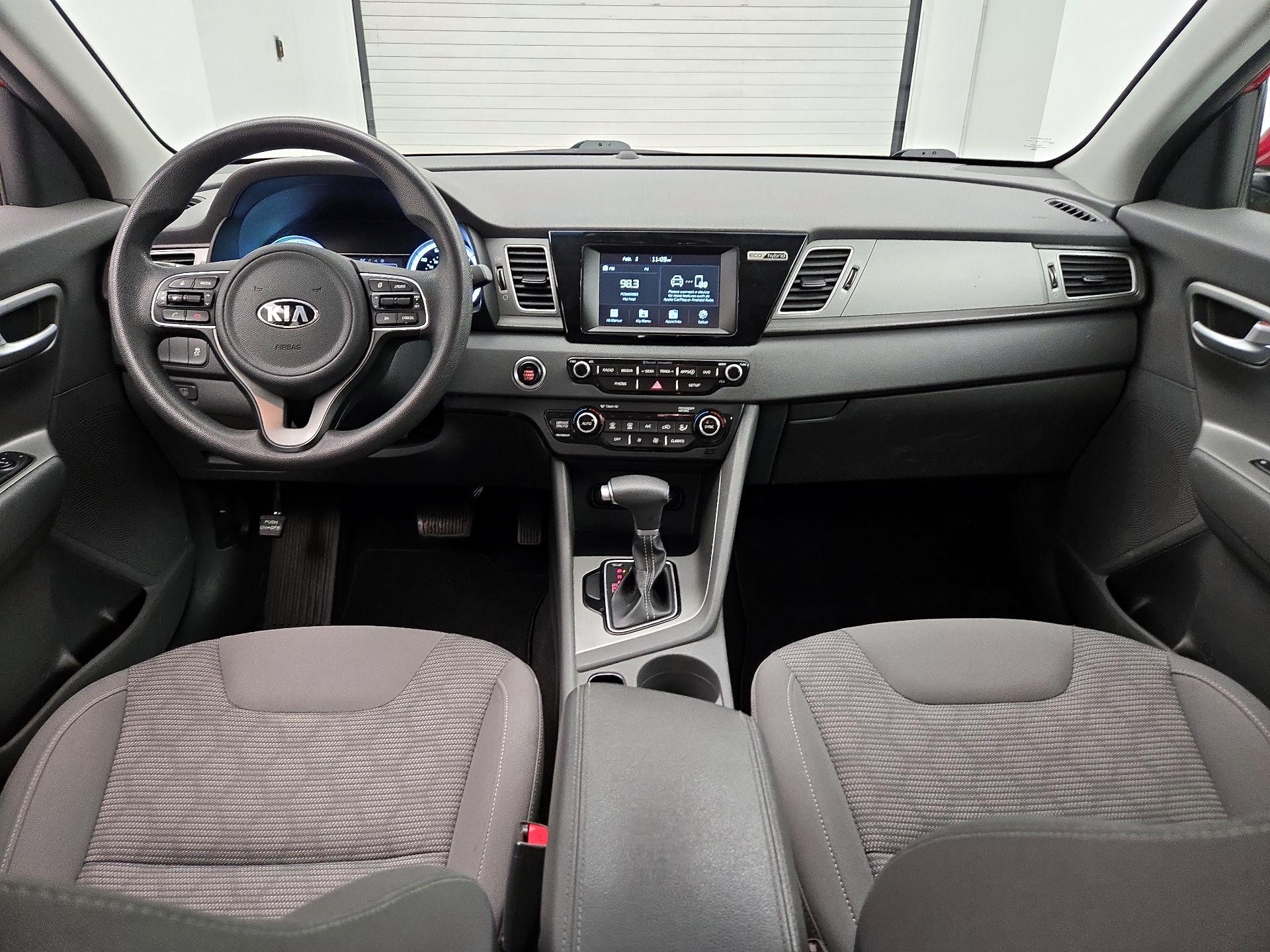 Thumbnail: 2017 Kia Niro - 9